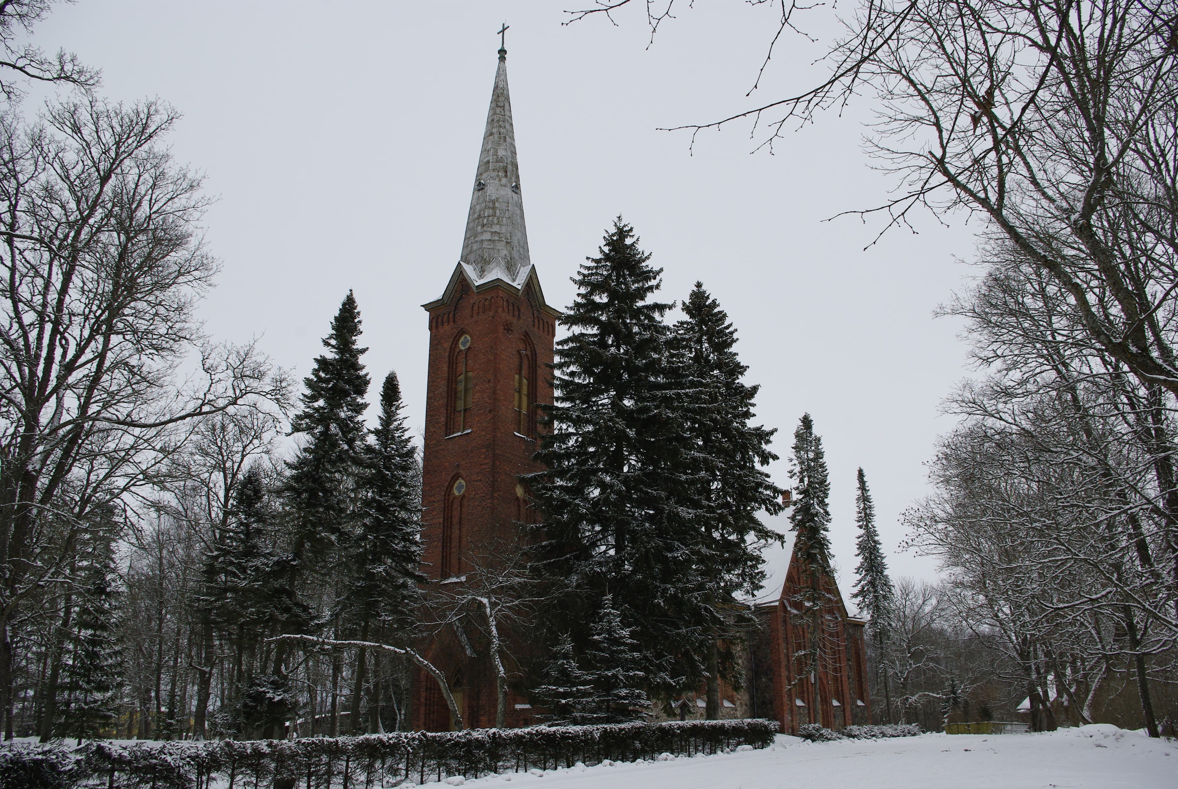 Äksi Church
