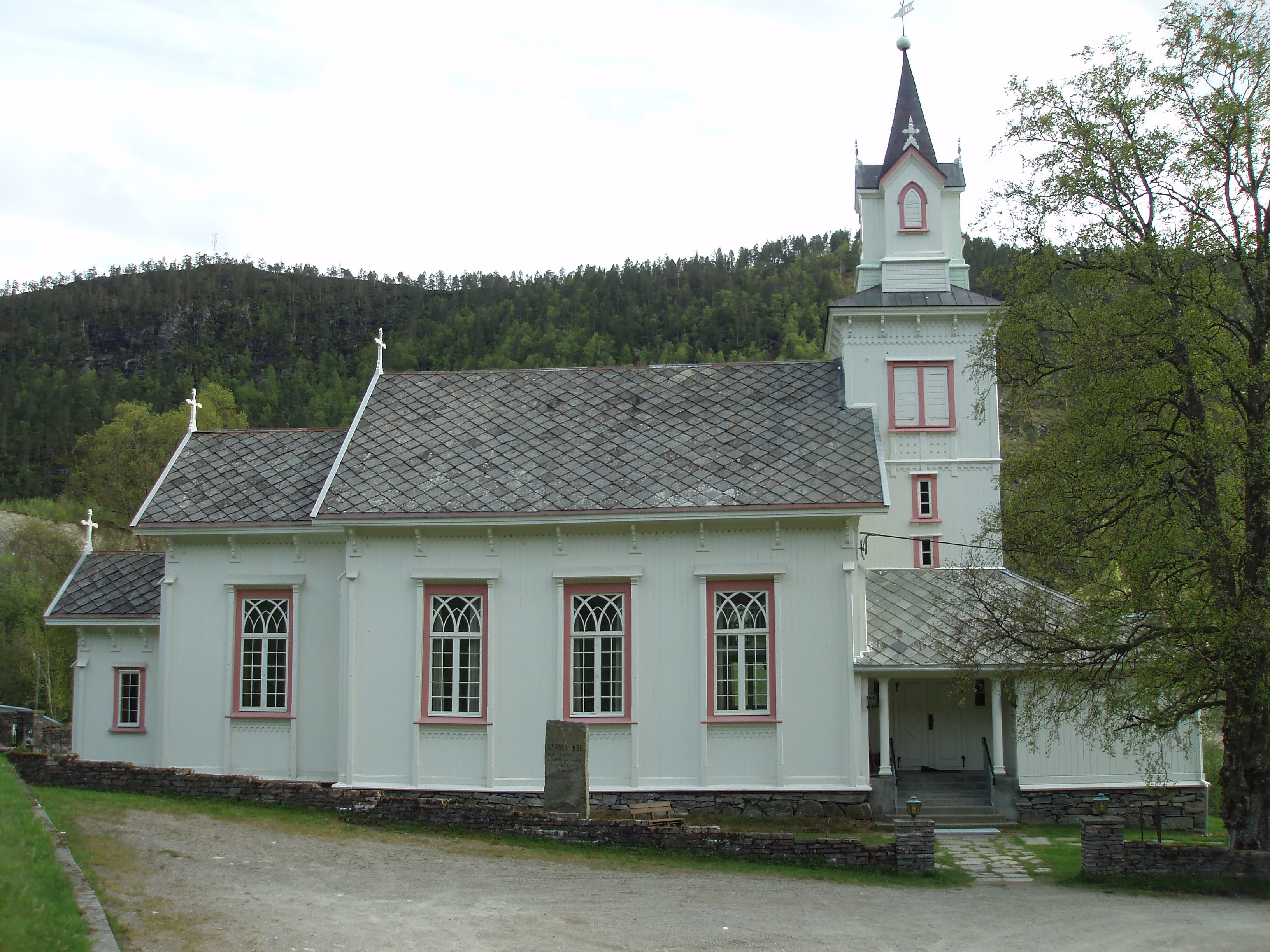 Åsskard Church