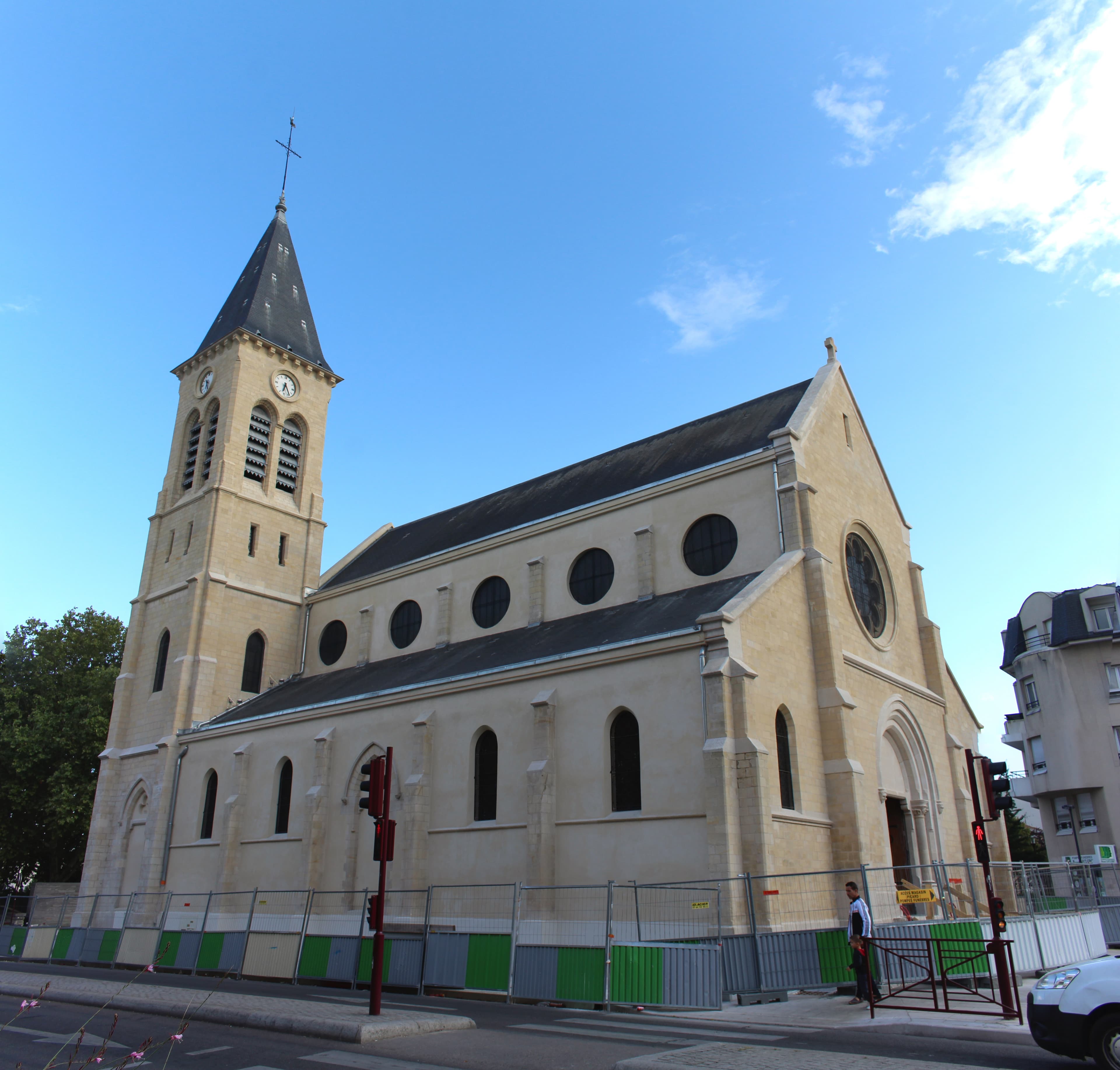 Église Saint-Pierre de Bondy
