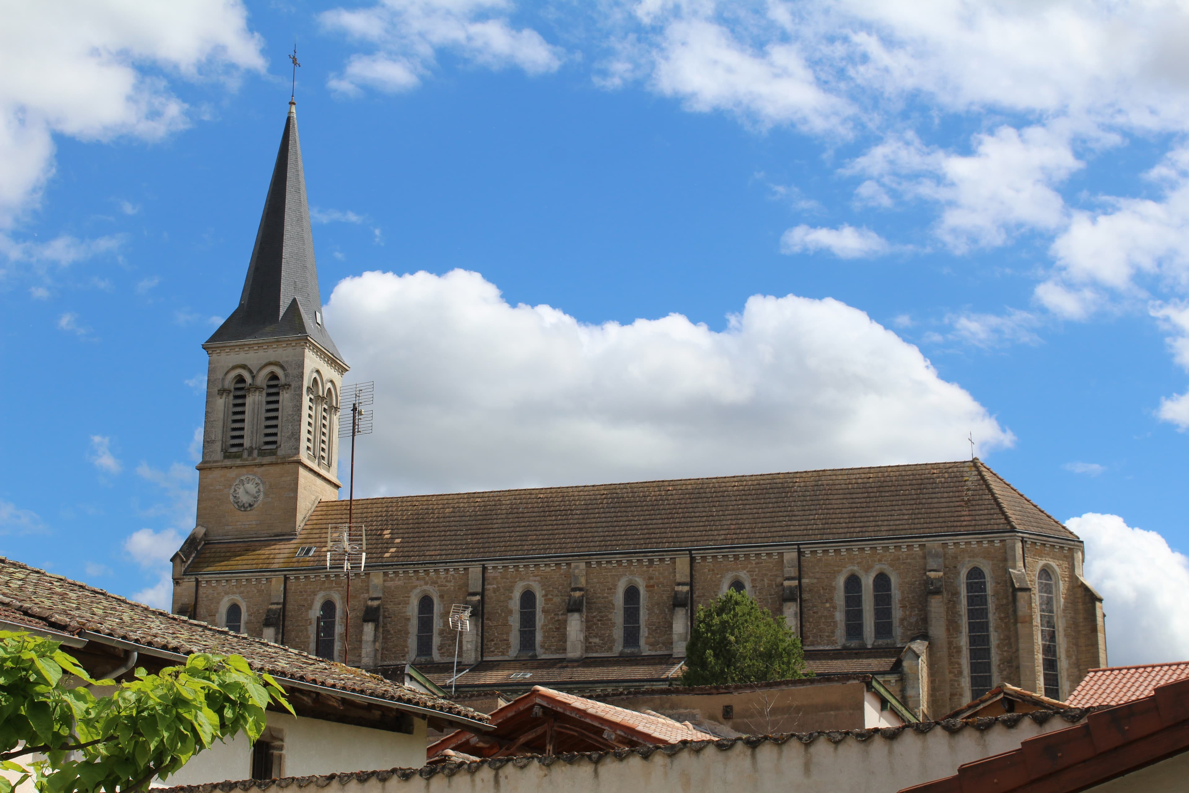 Église Saint-Vincent de Mogneneins