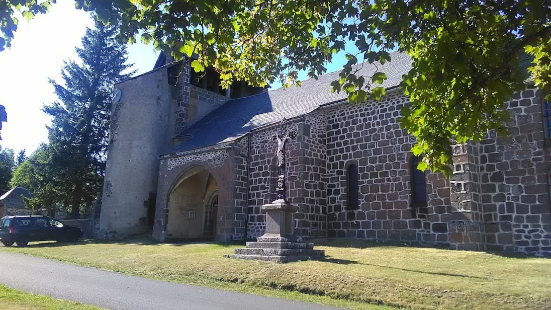 Église Saint-Amand de Cussac