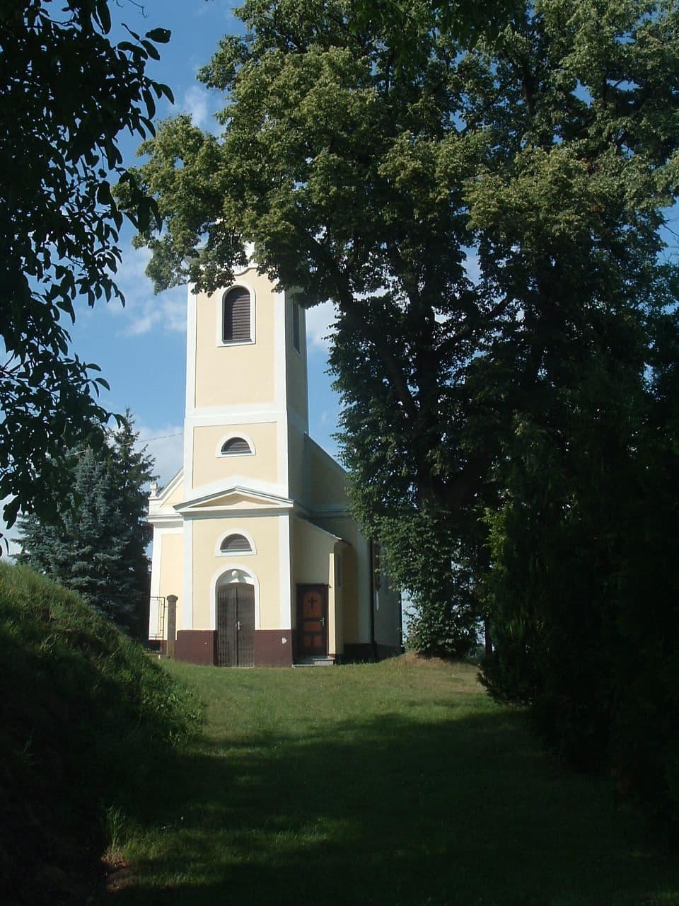 Saint Martin Church in Ólmod