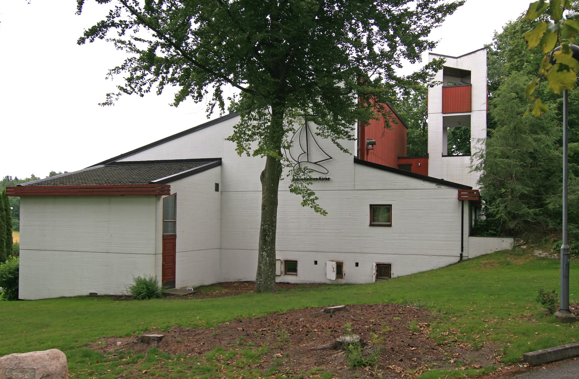 Østre Halsen Church