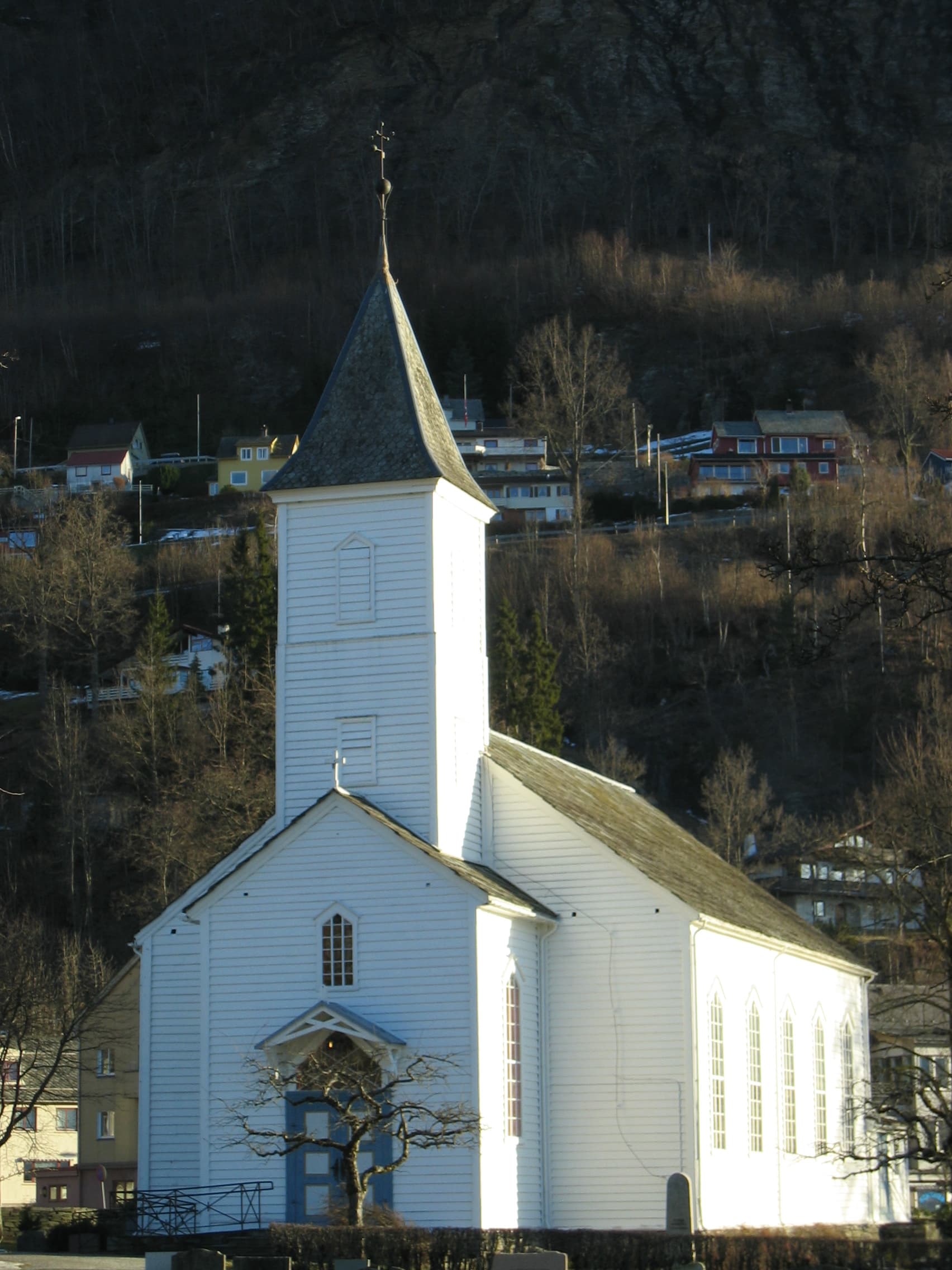 Øystese Church