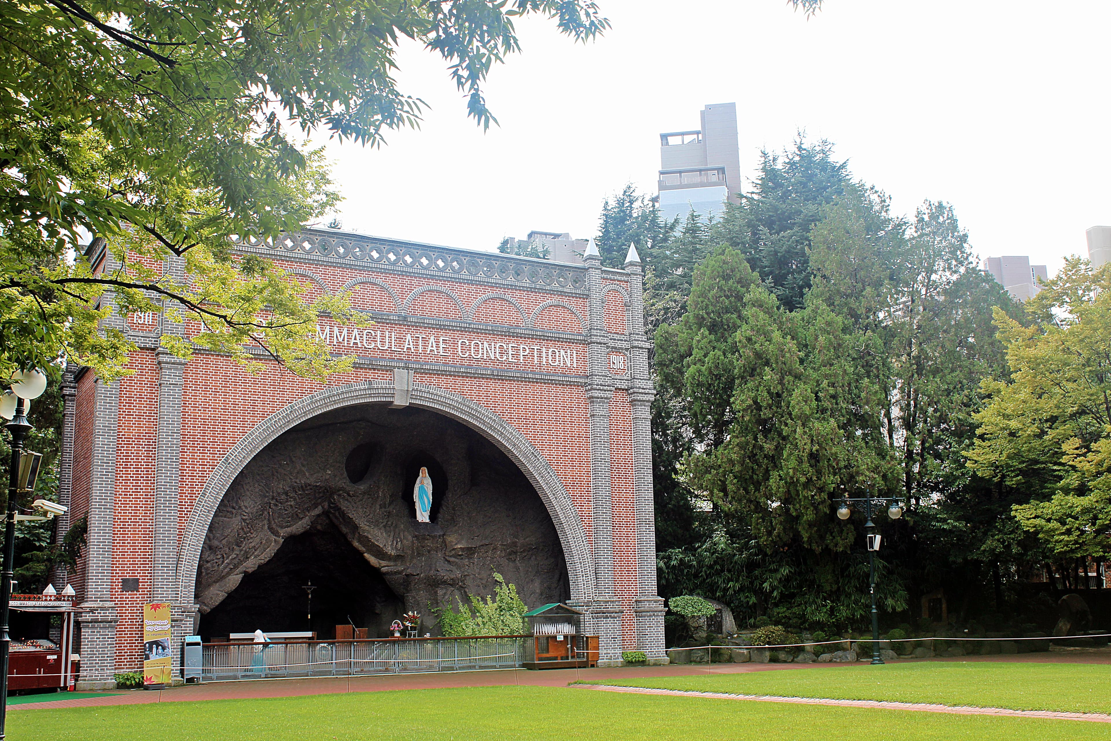 Daegu Holy Mother's Shrine