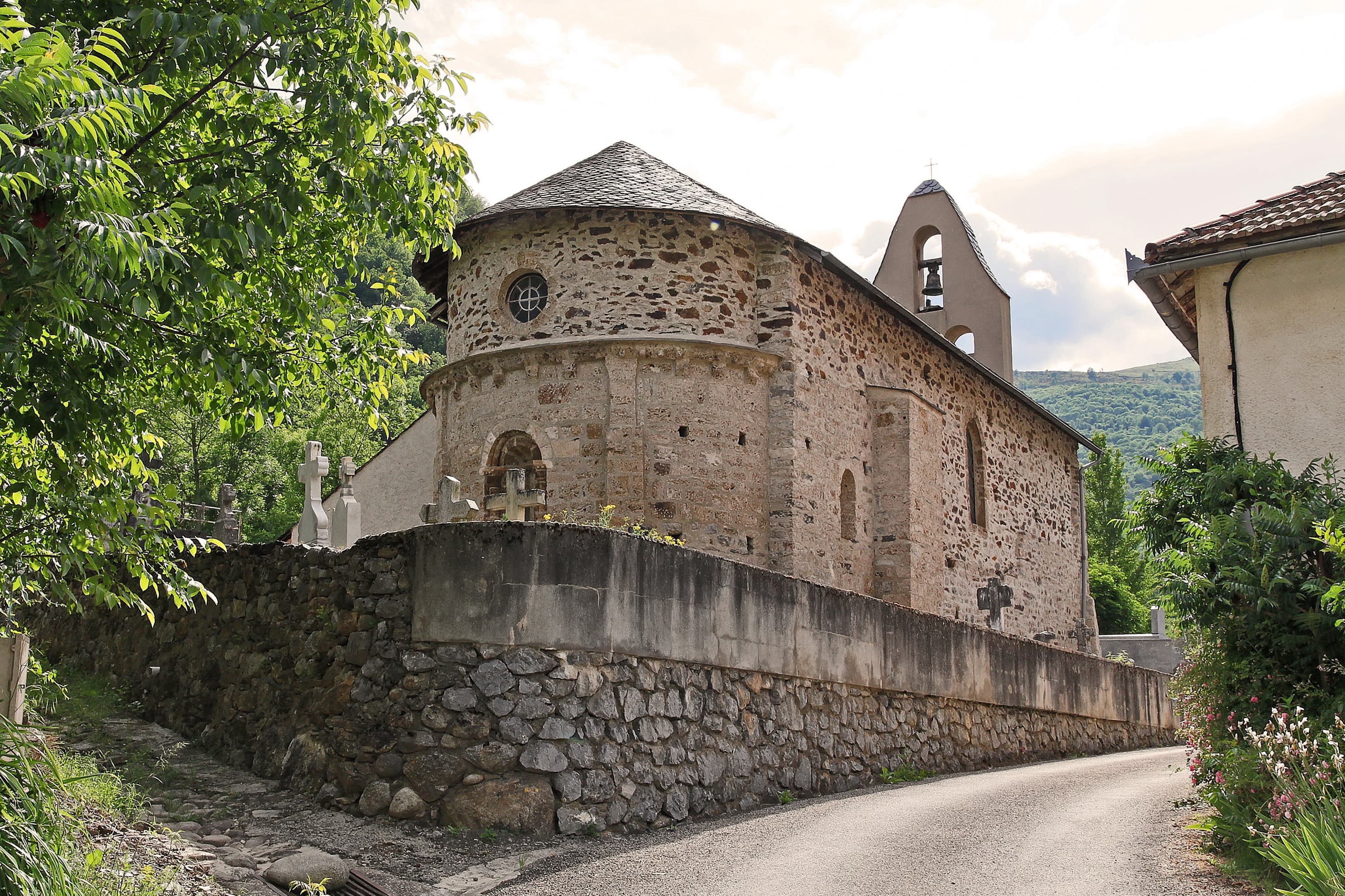 église Saint-Laurent de Sinsat