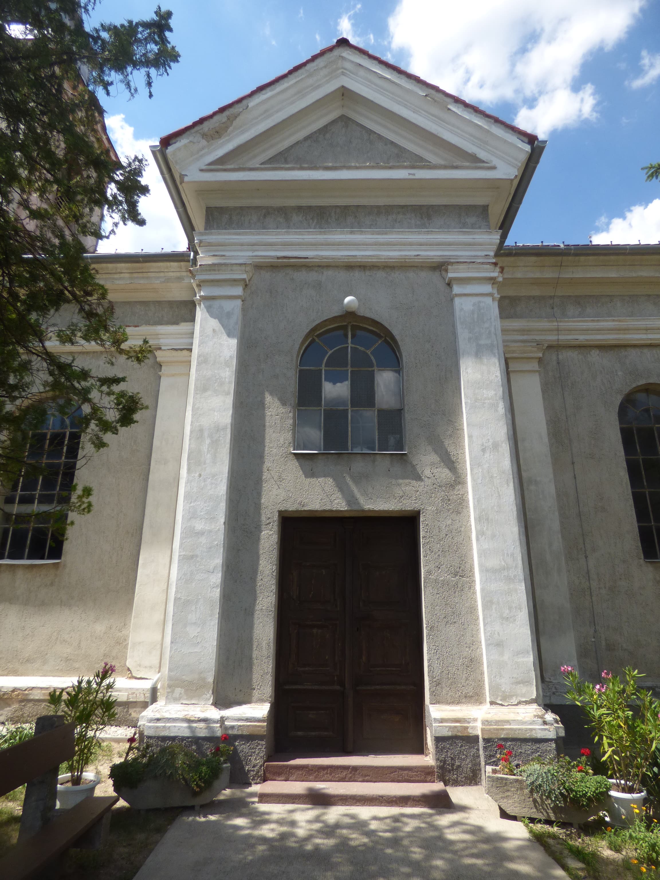Papkeszi Protestant church