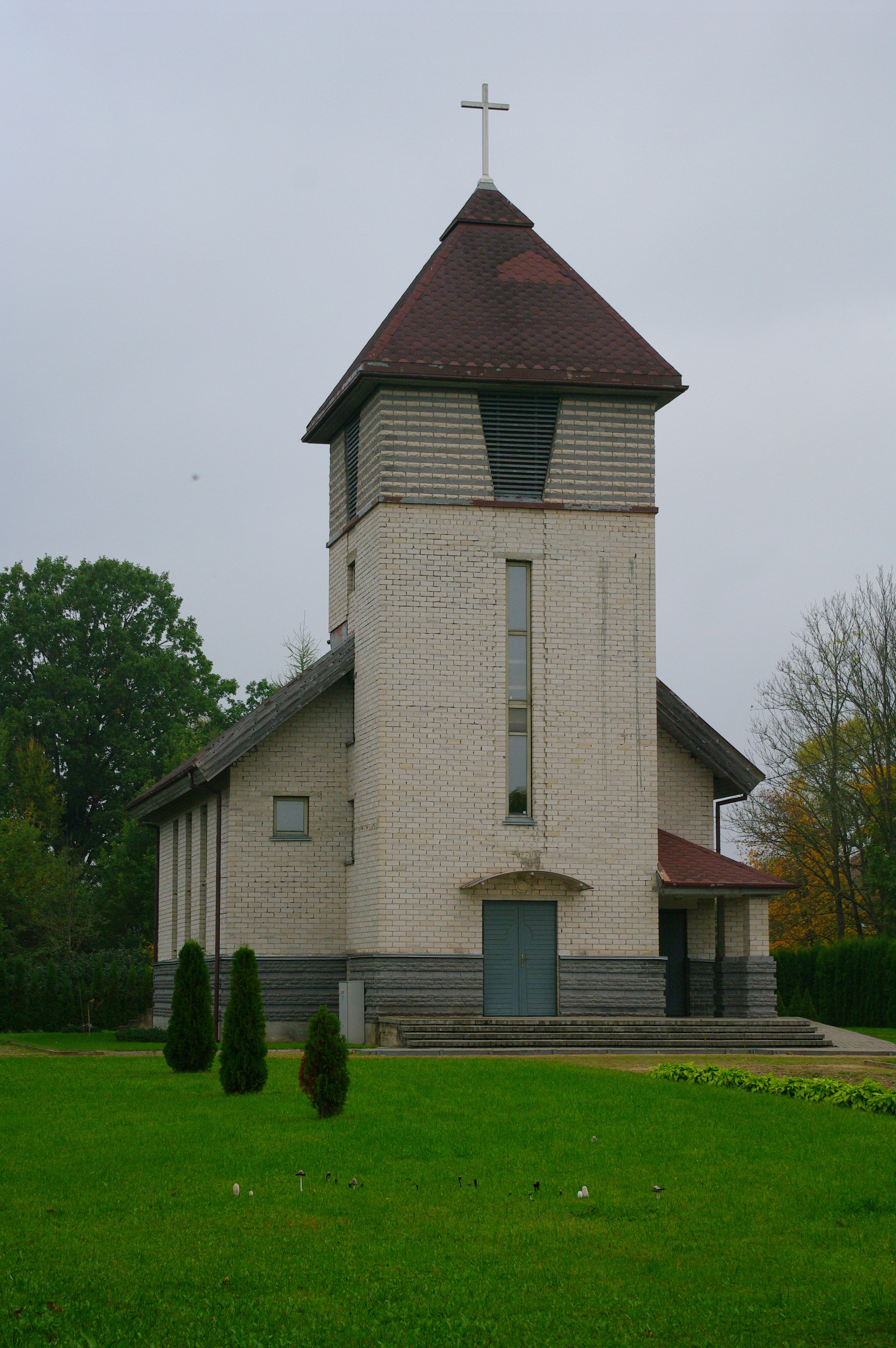 Church of the Assumption, Kivyliai
