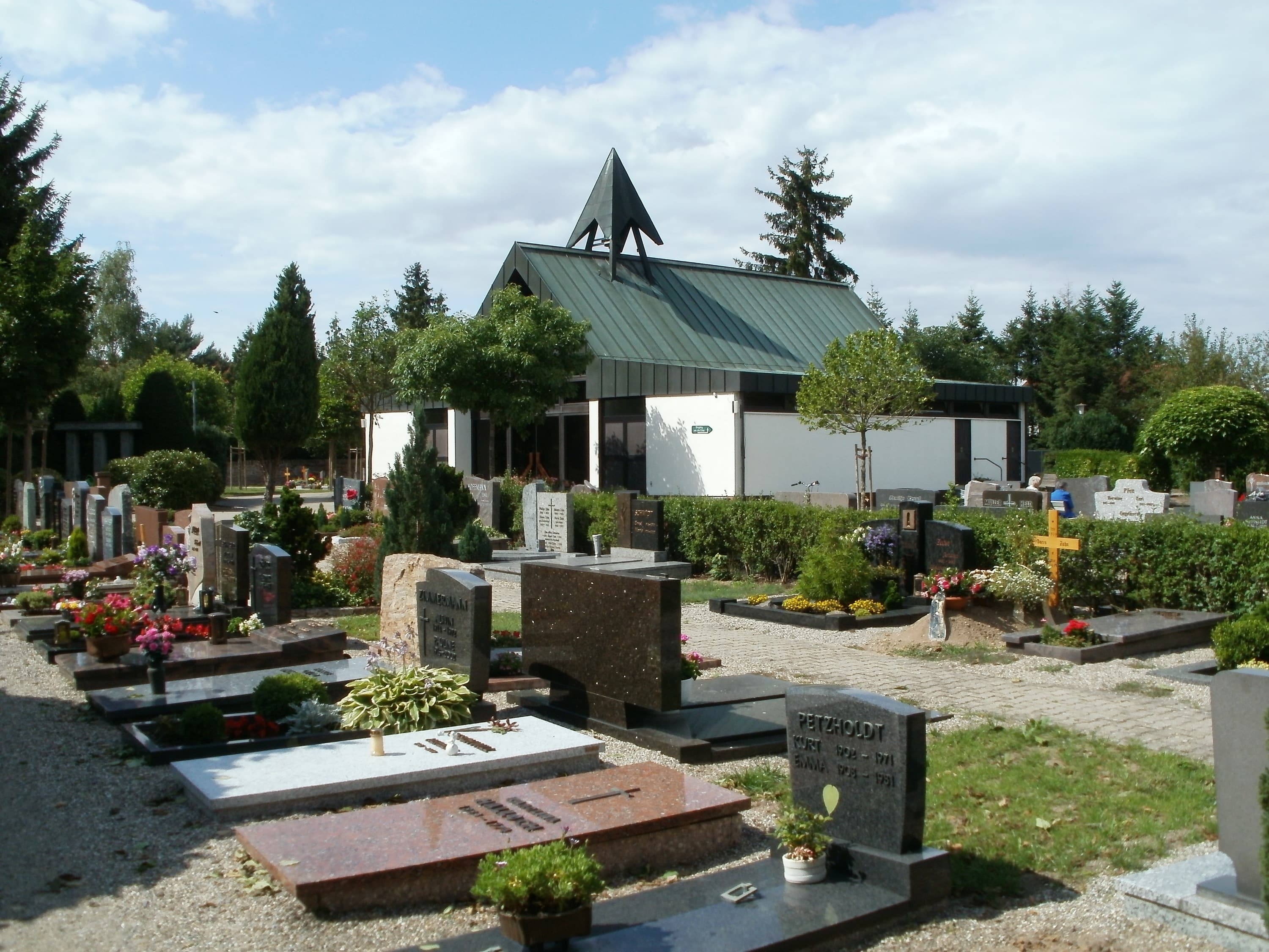 Friedhofskapelle Altlußheim