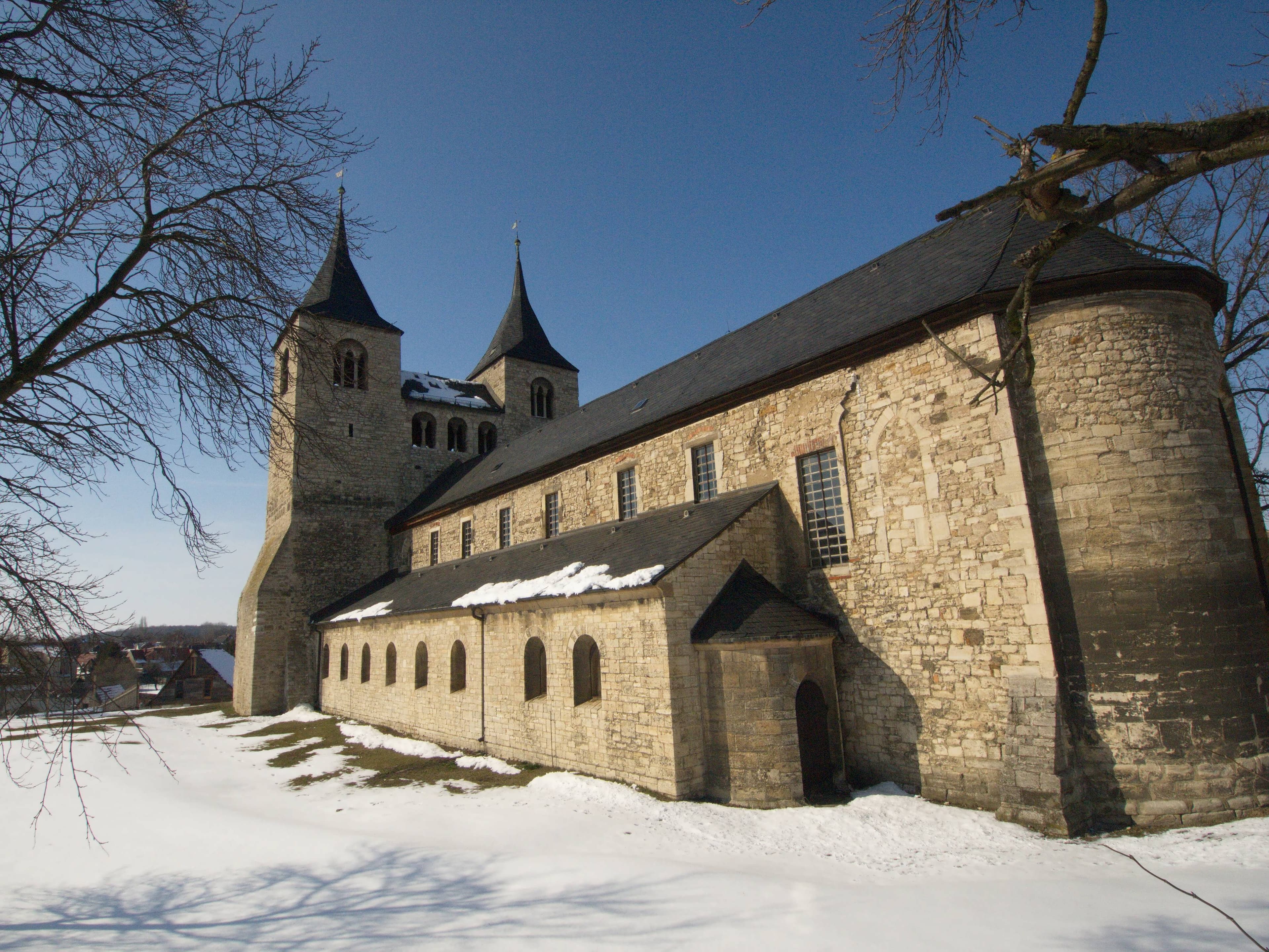 Stiftskirche St. Cyriakus