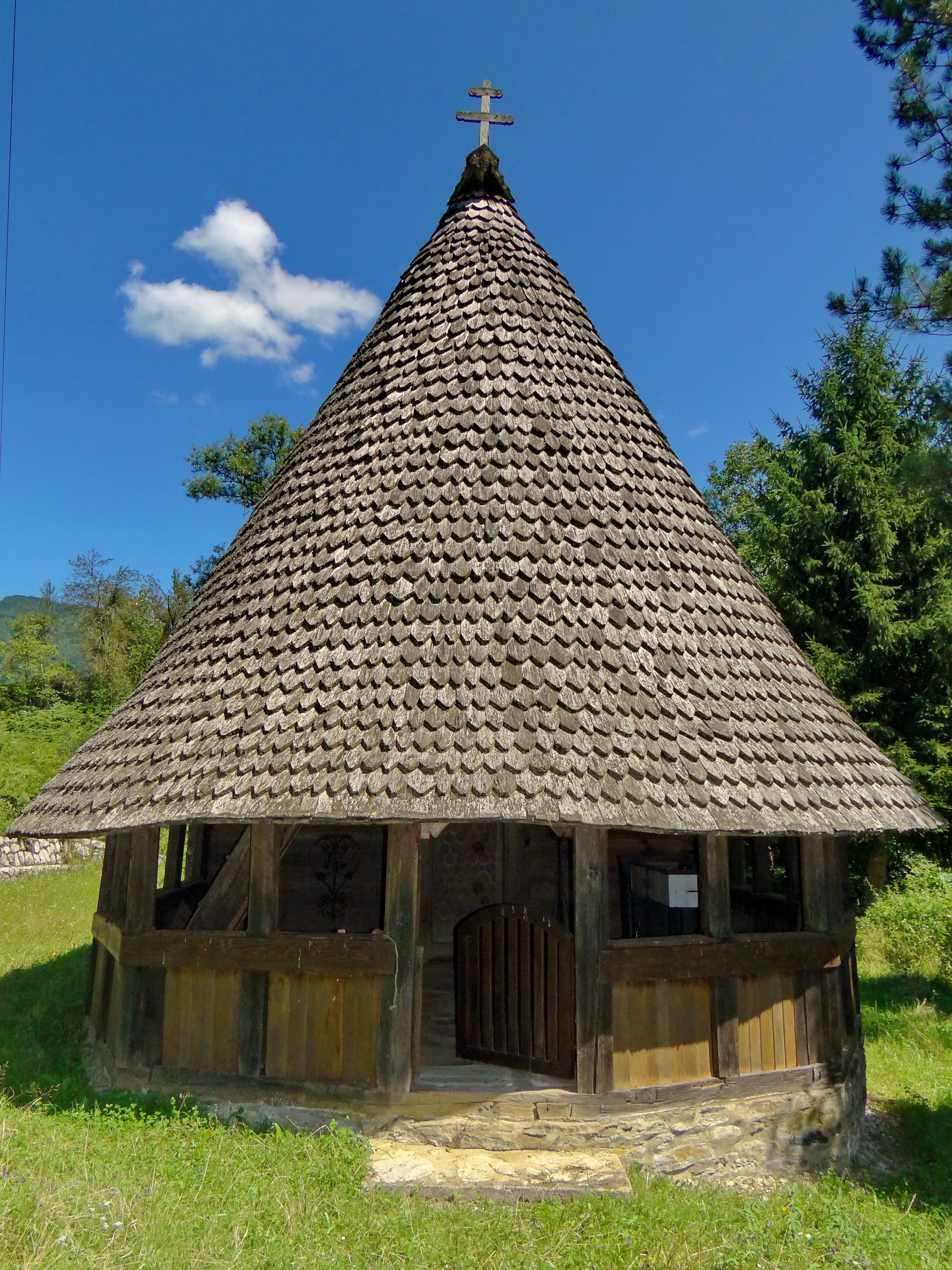 Crkva brvnara