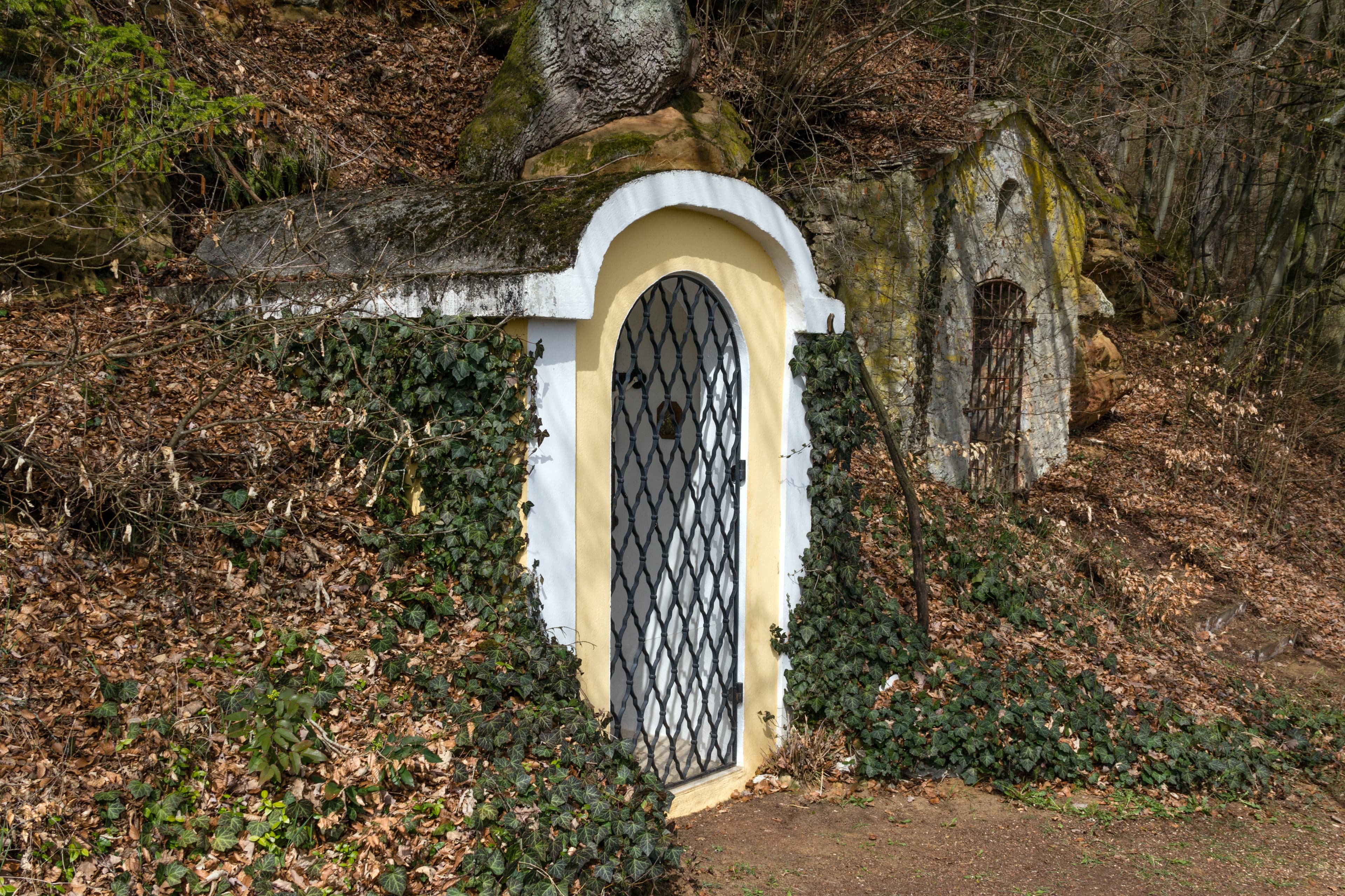 Zwei Wegkapellen bei Biberbach