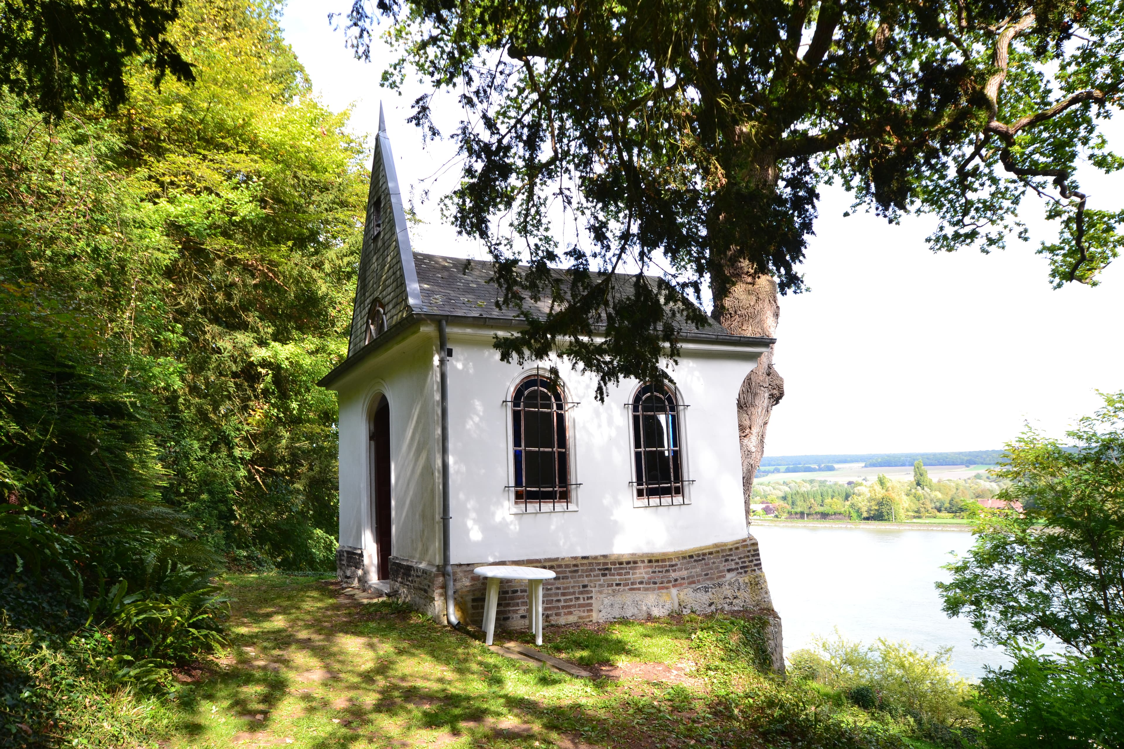 Chapelle Notre-Dame-de-la-Ronce