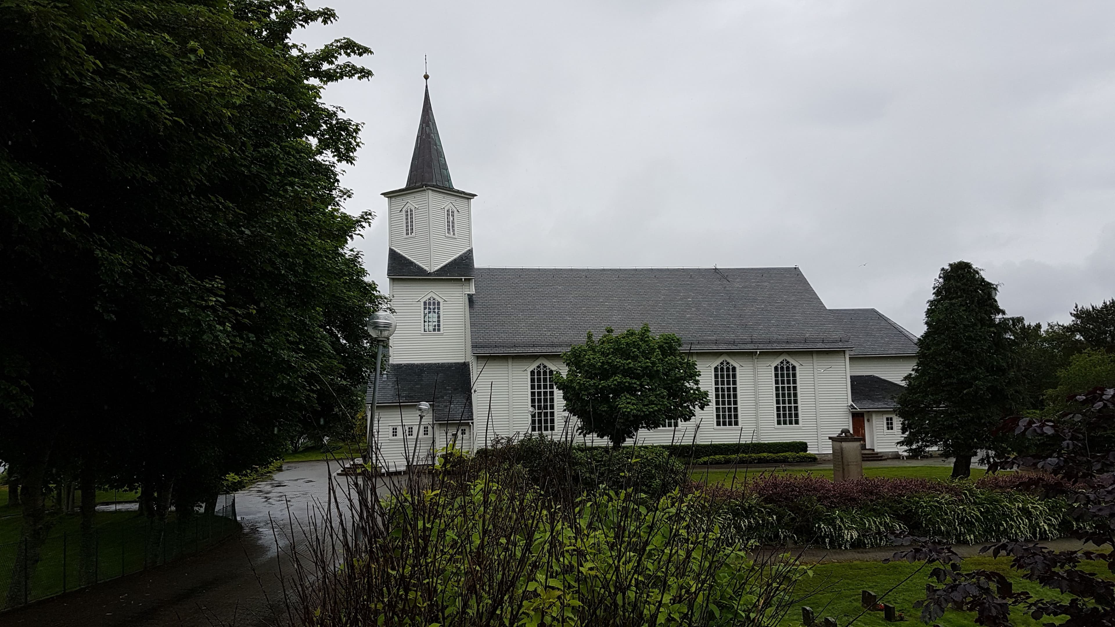 Bremnes Church
