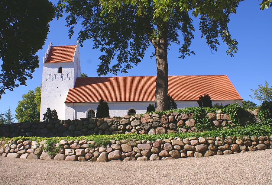 Åsum church