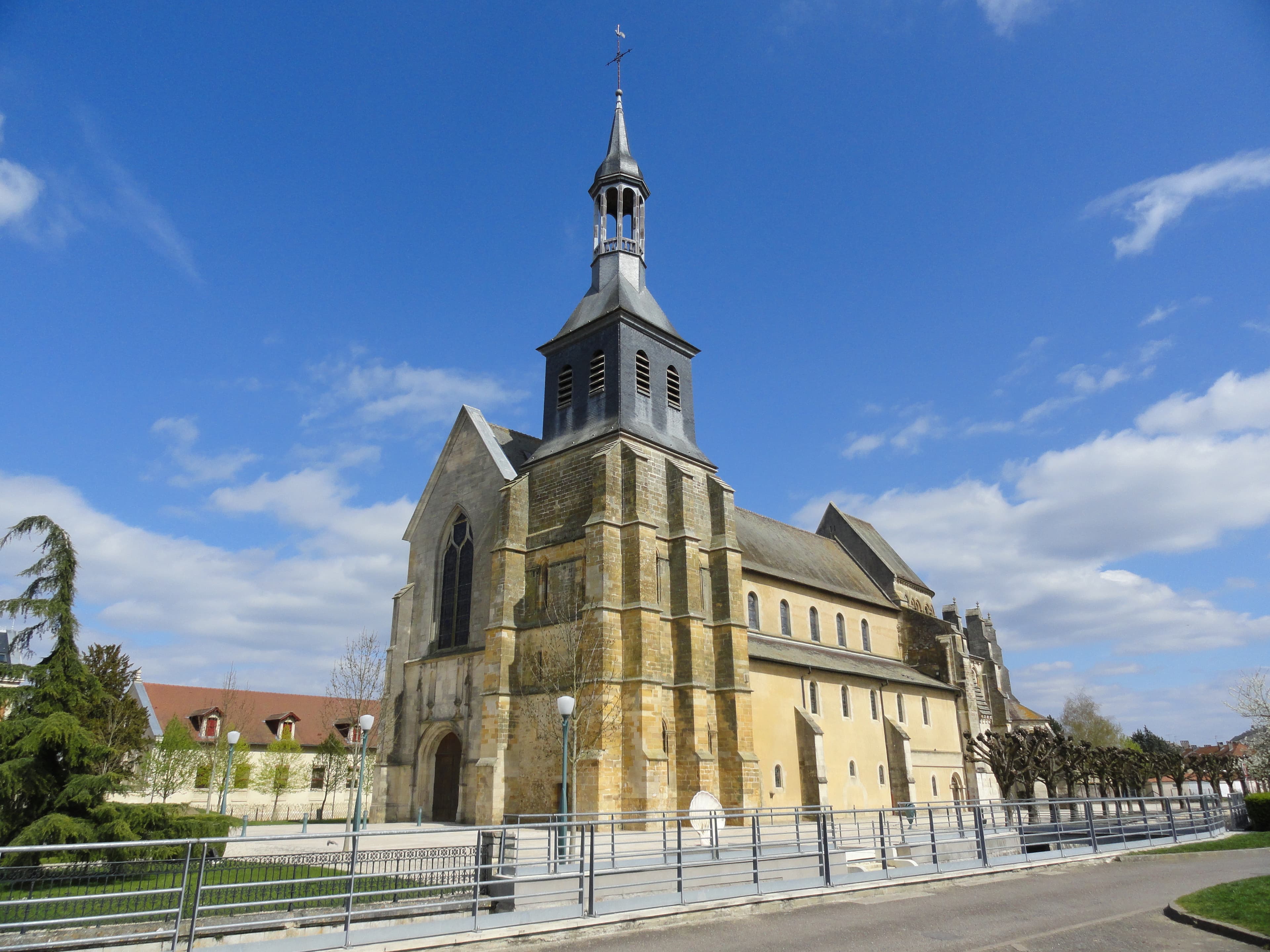 Abbatiale Saint-Pierre-et-Saint-Paul