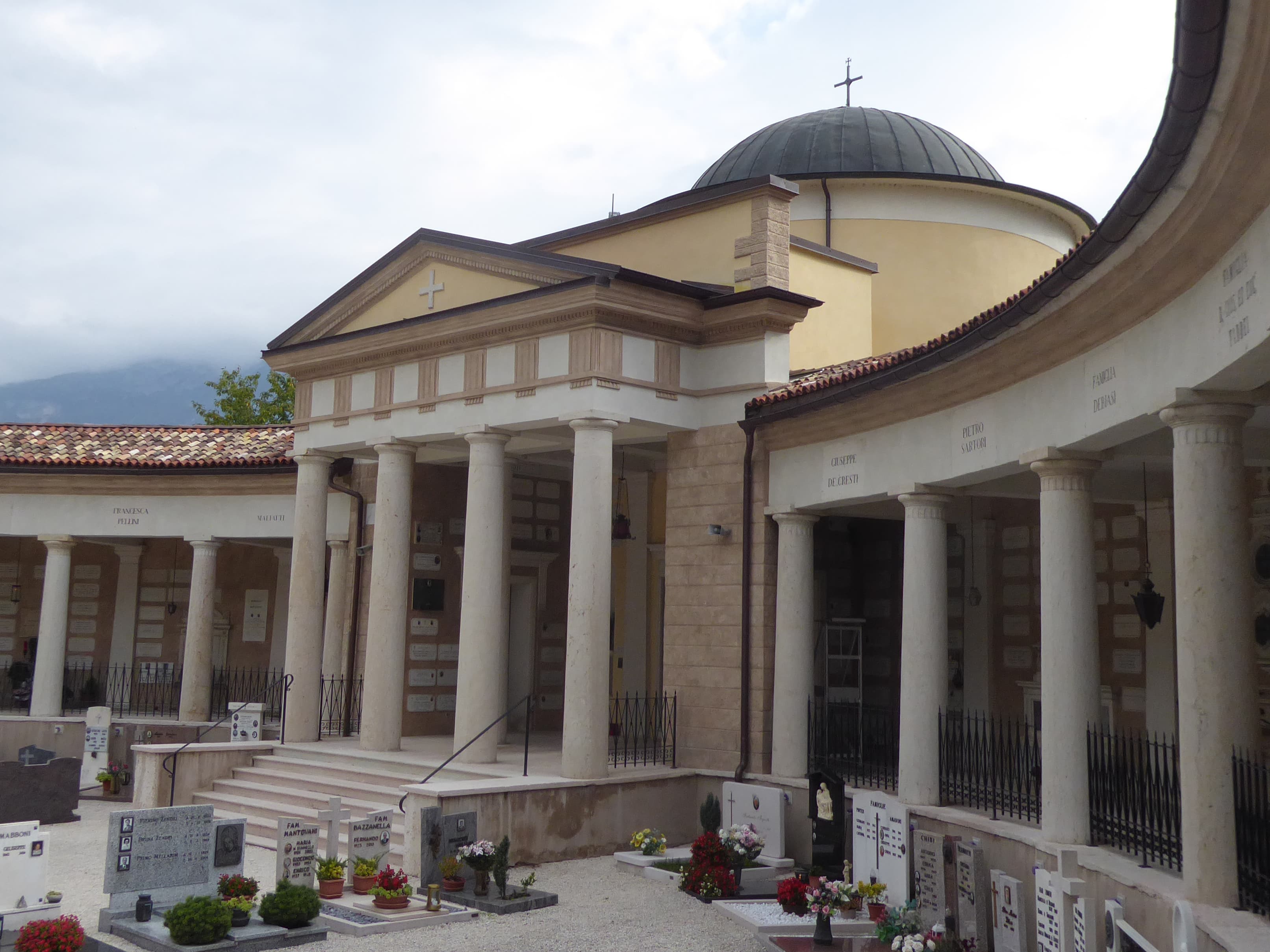 Crucifix chapel
