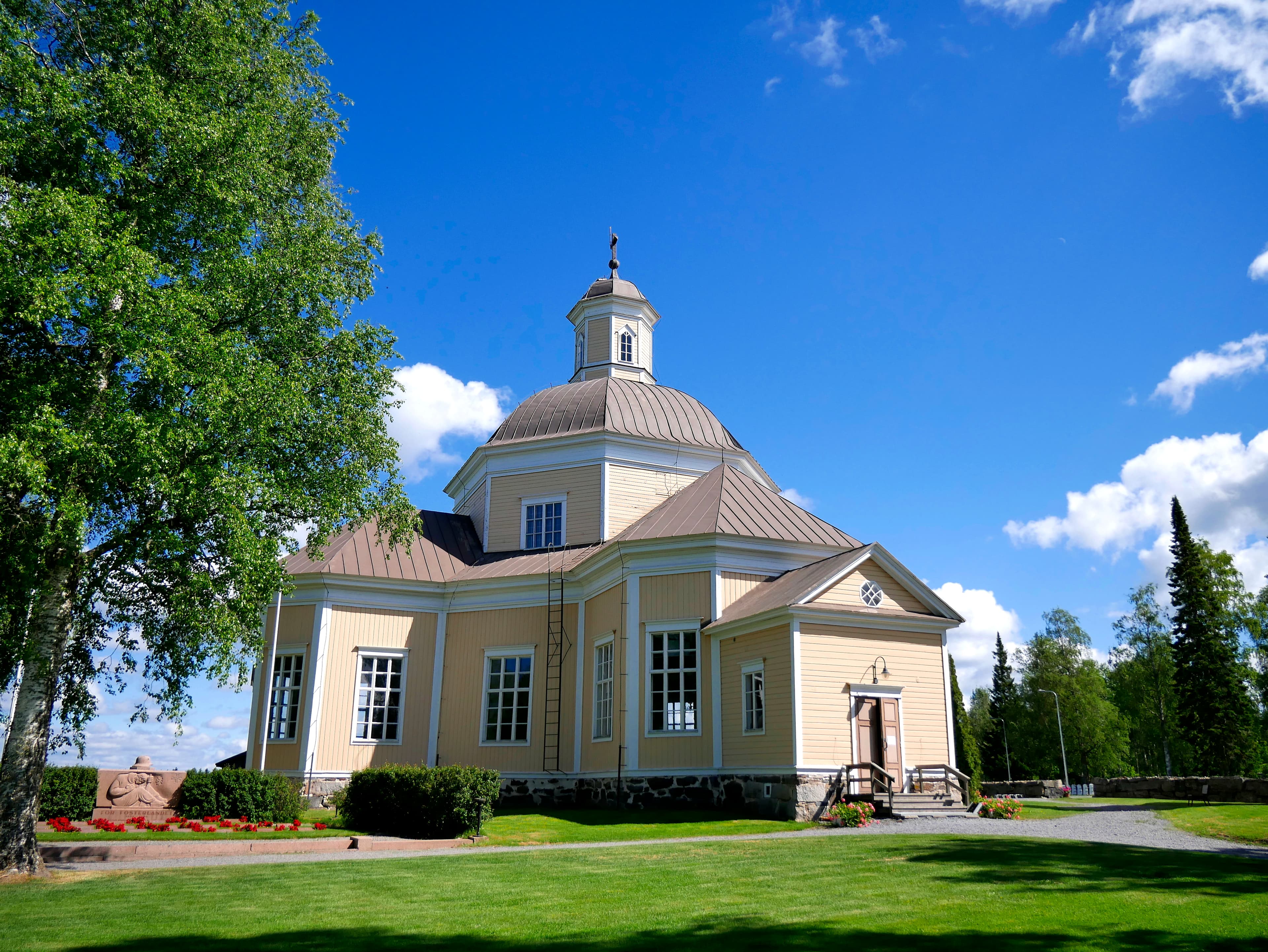 Nedervetil Church