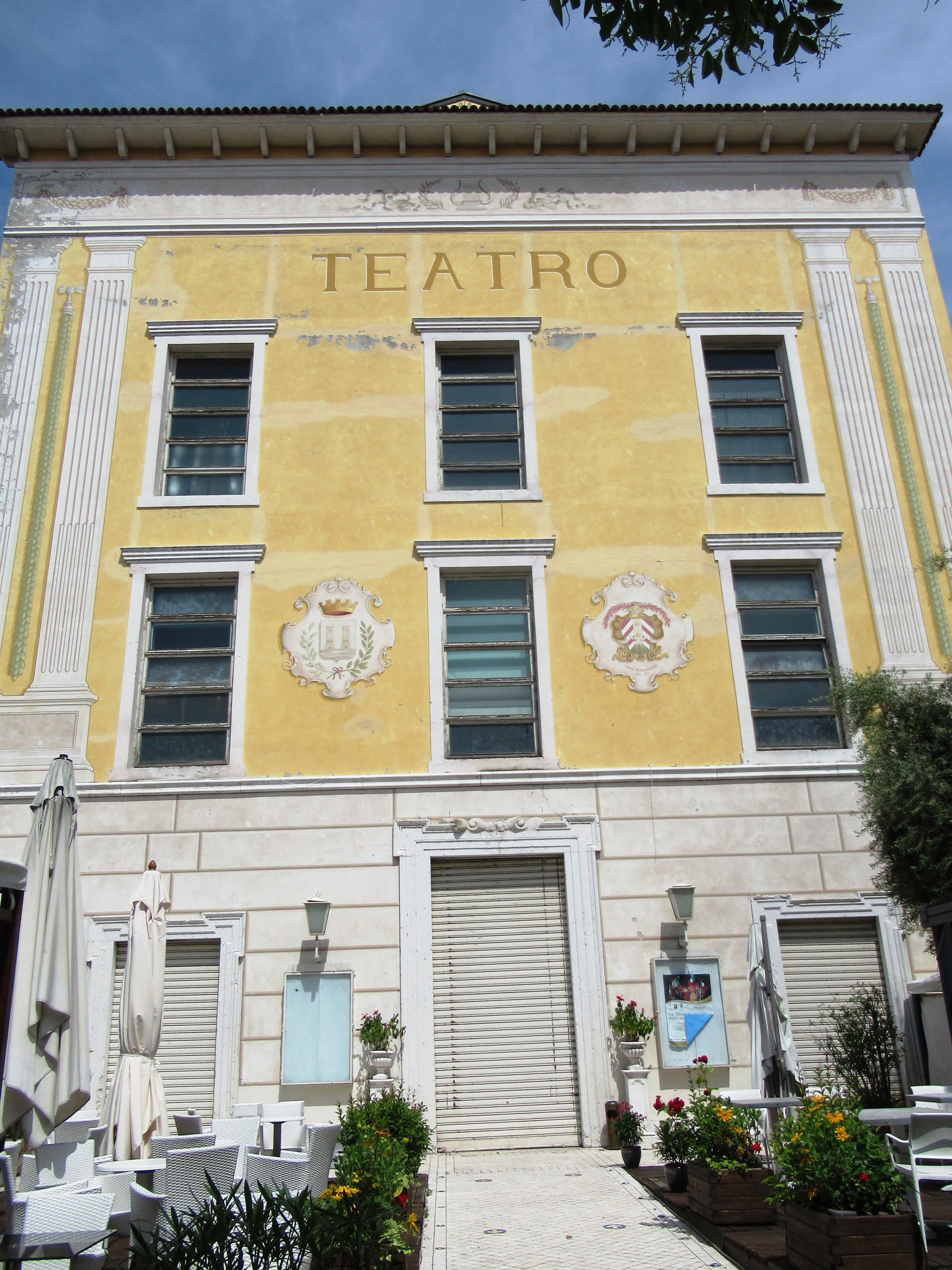 Alberti Theatre