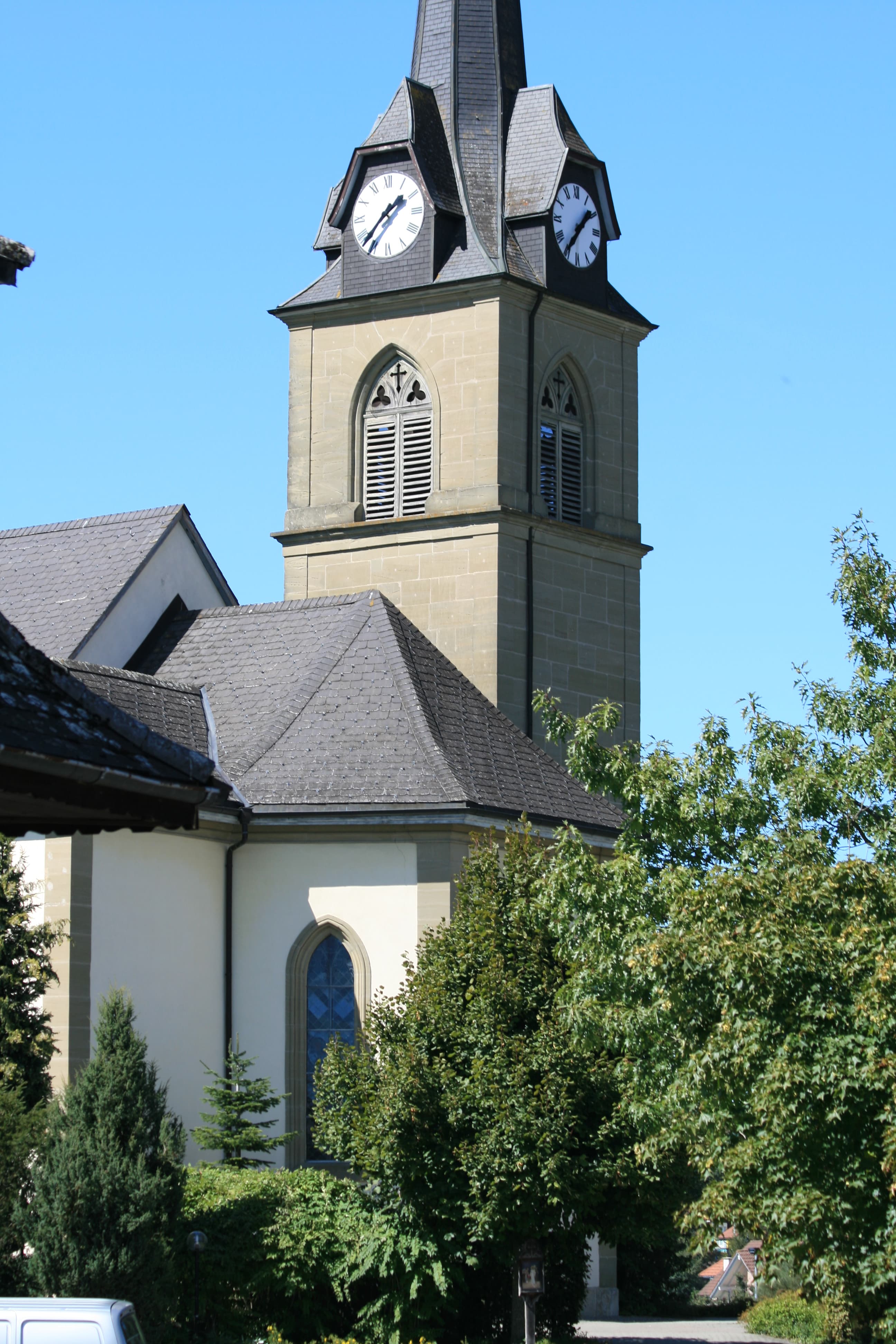 St. Niklaus parish church with rectory and chaplaincy
