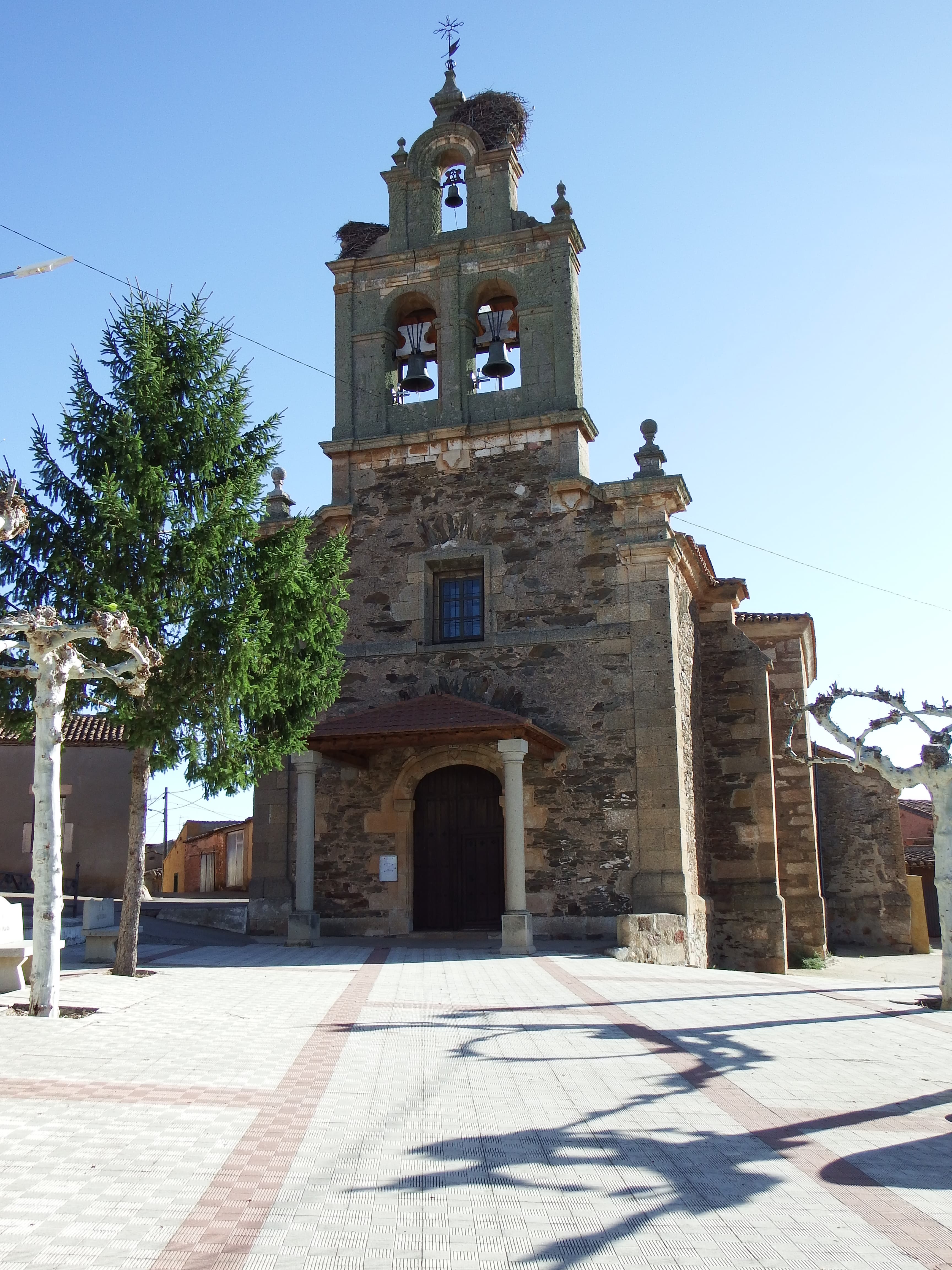 Church of Saint Michael, Andavías