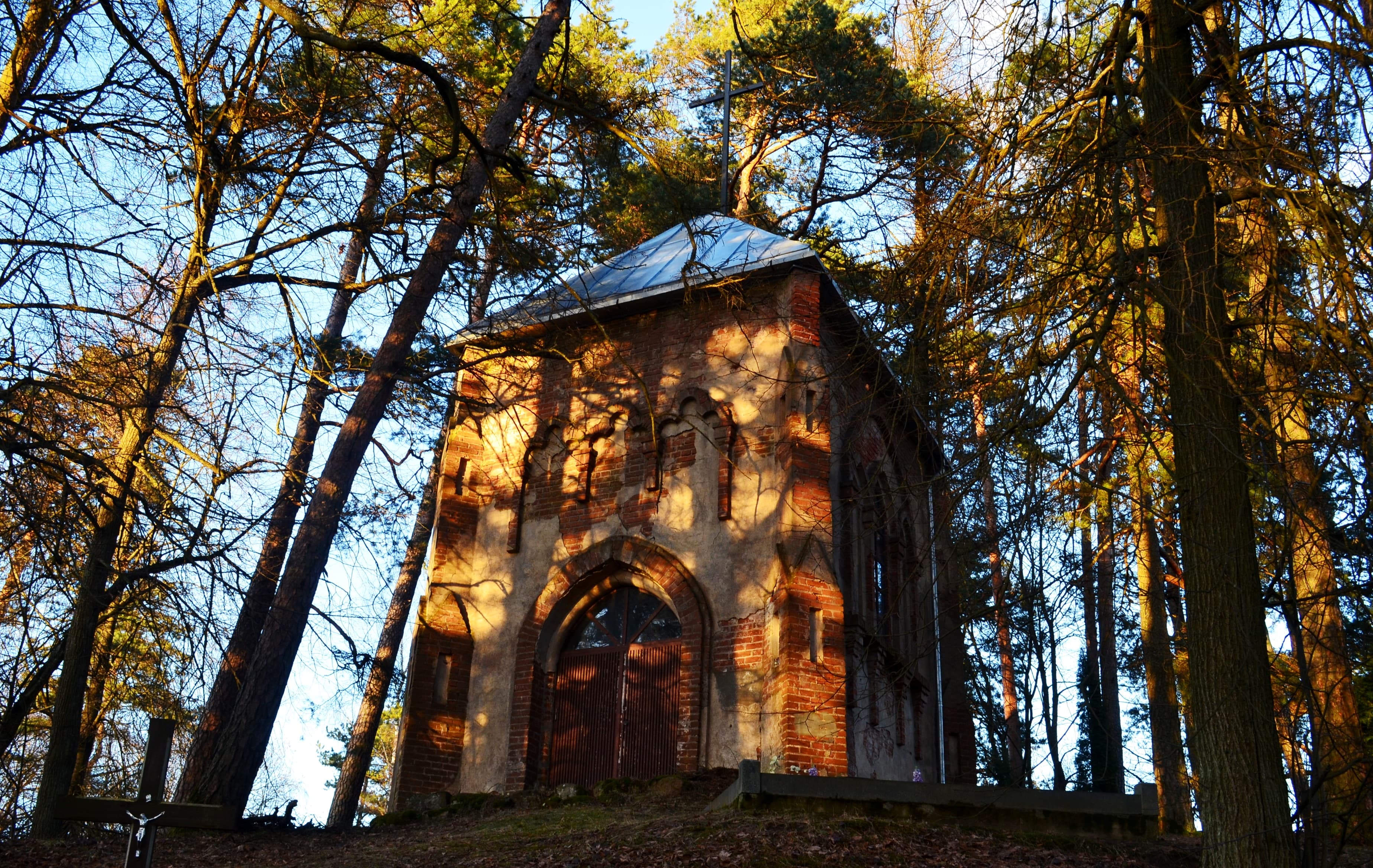 Radziszewski family chapel, Antaviliai
