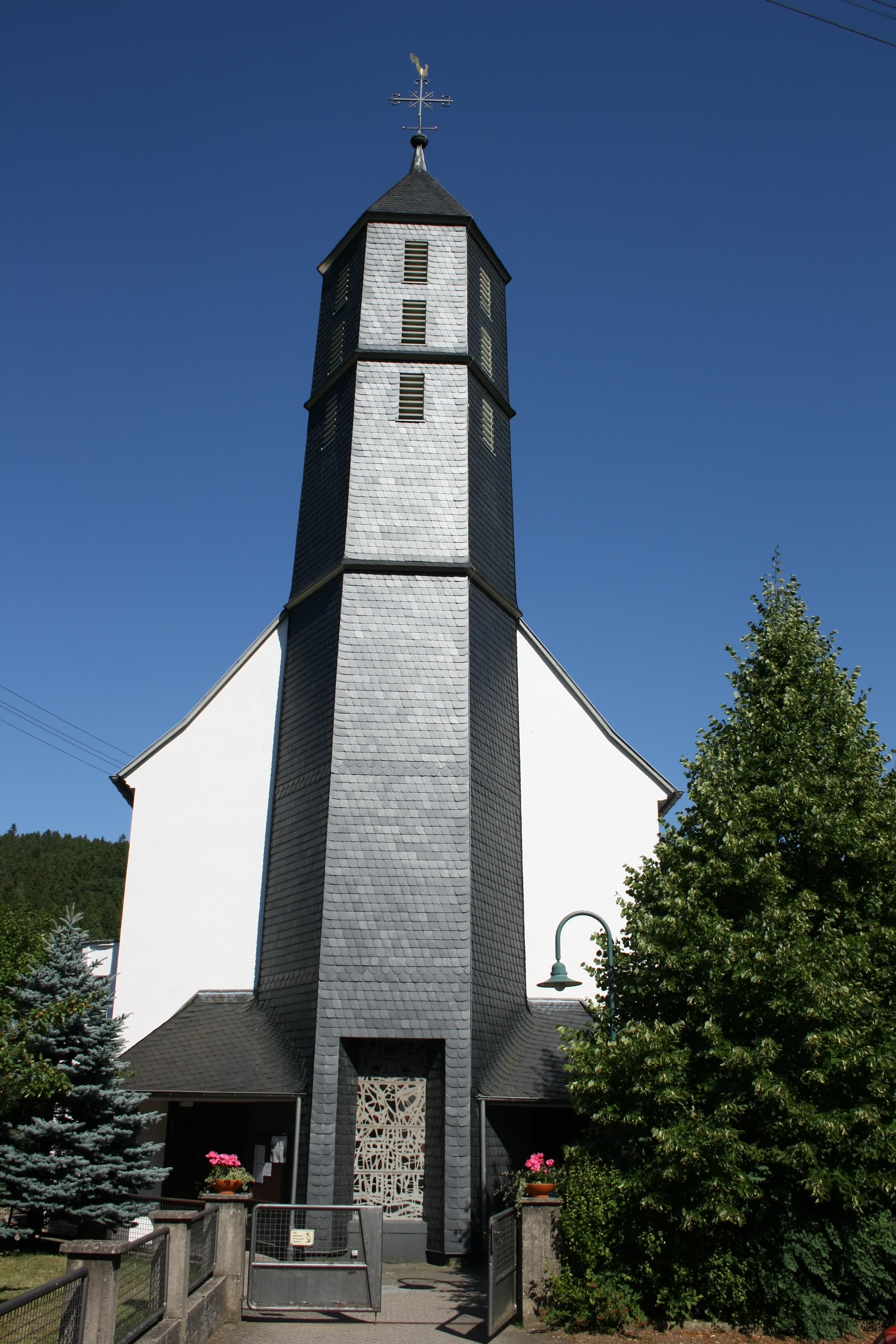 St. Maximin (Antweiler)