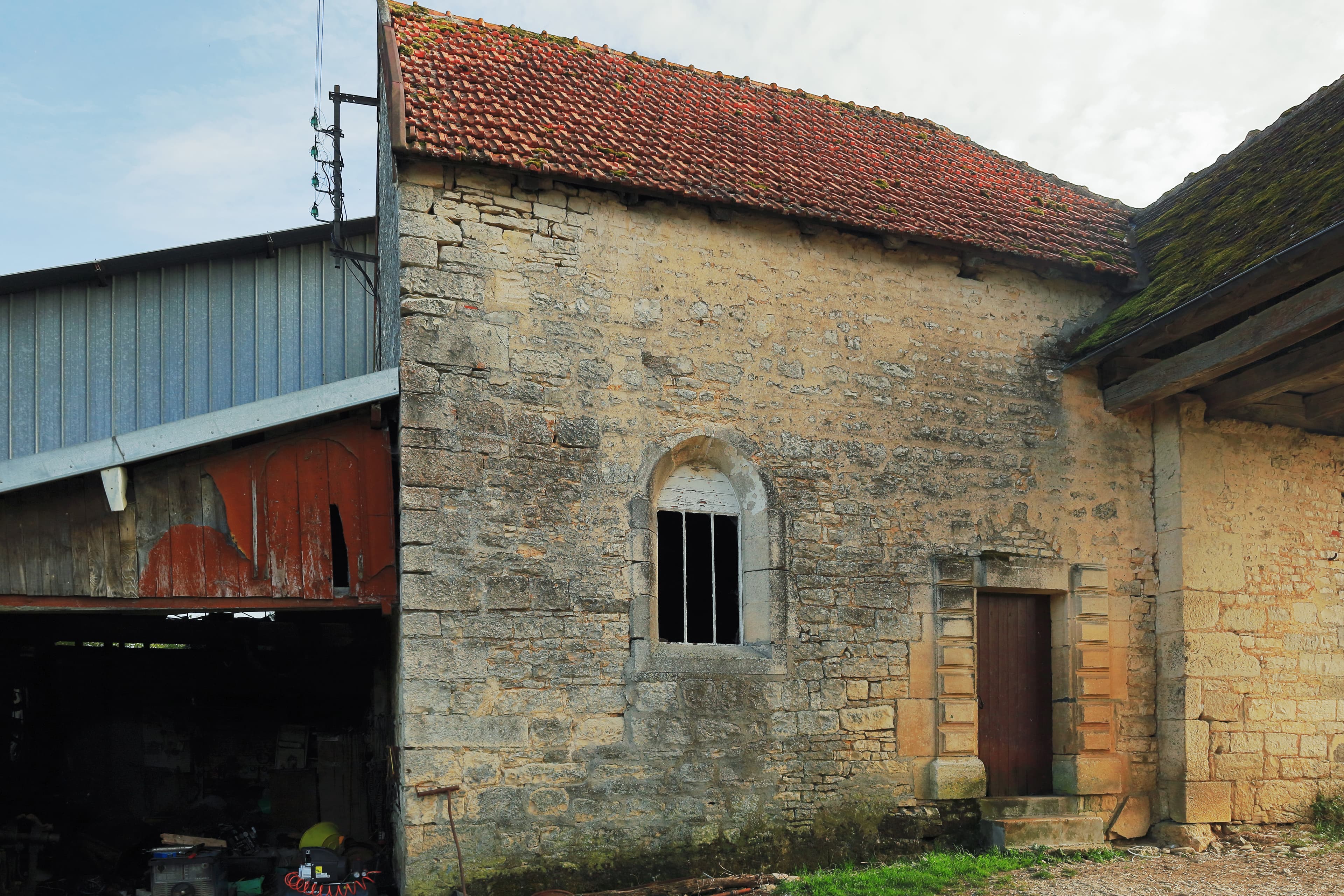 chapelle de l'ancienne grange monastique de Fraville d'Arconville