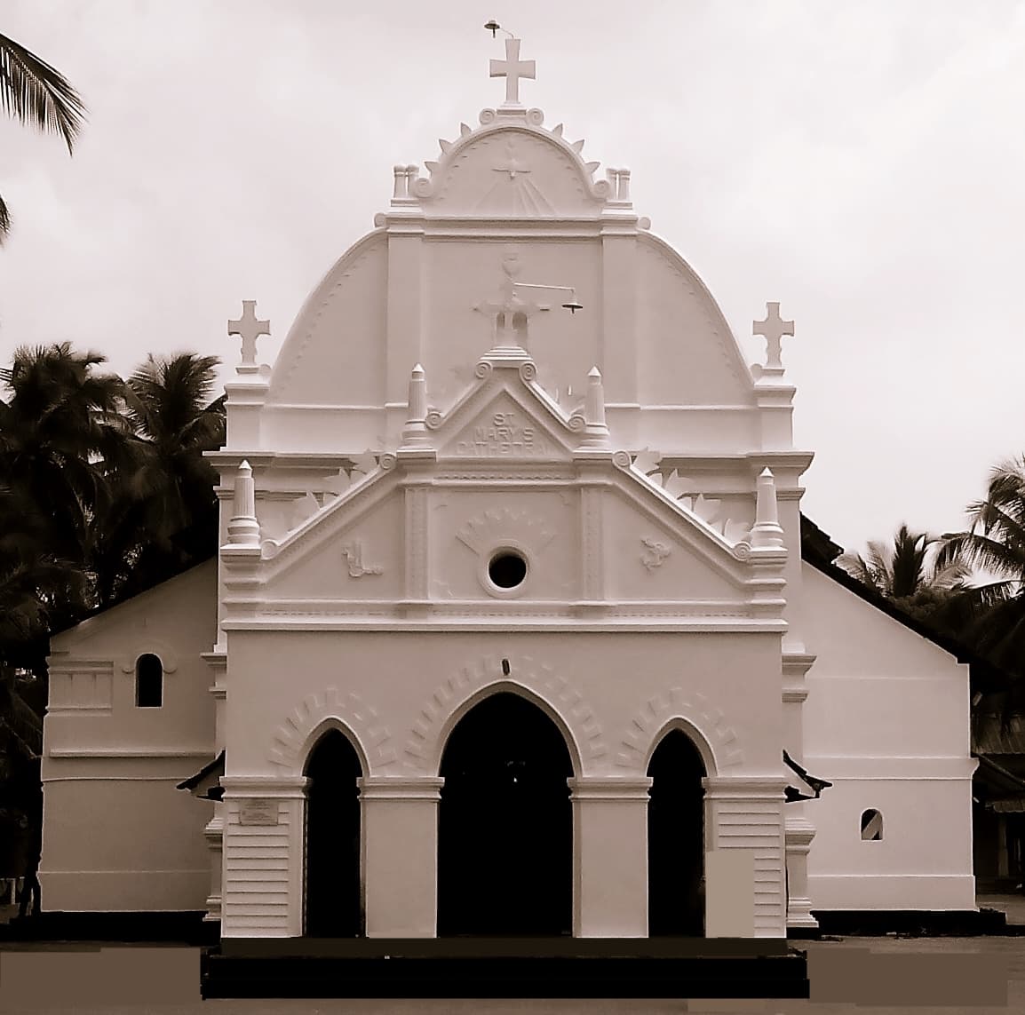 Arthat St. Mary's Cathedral