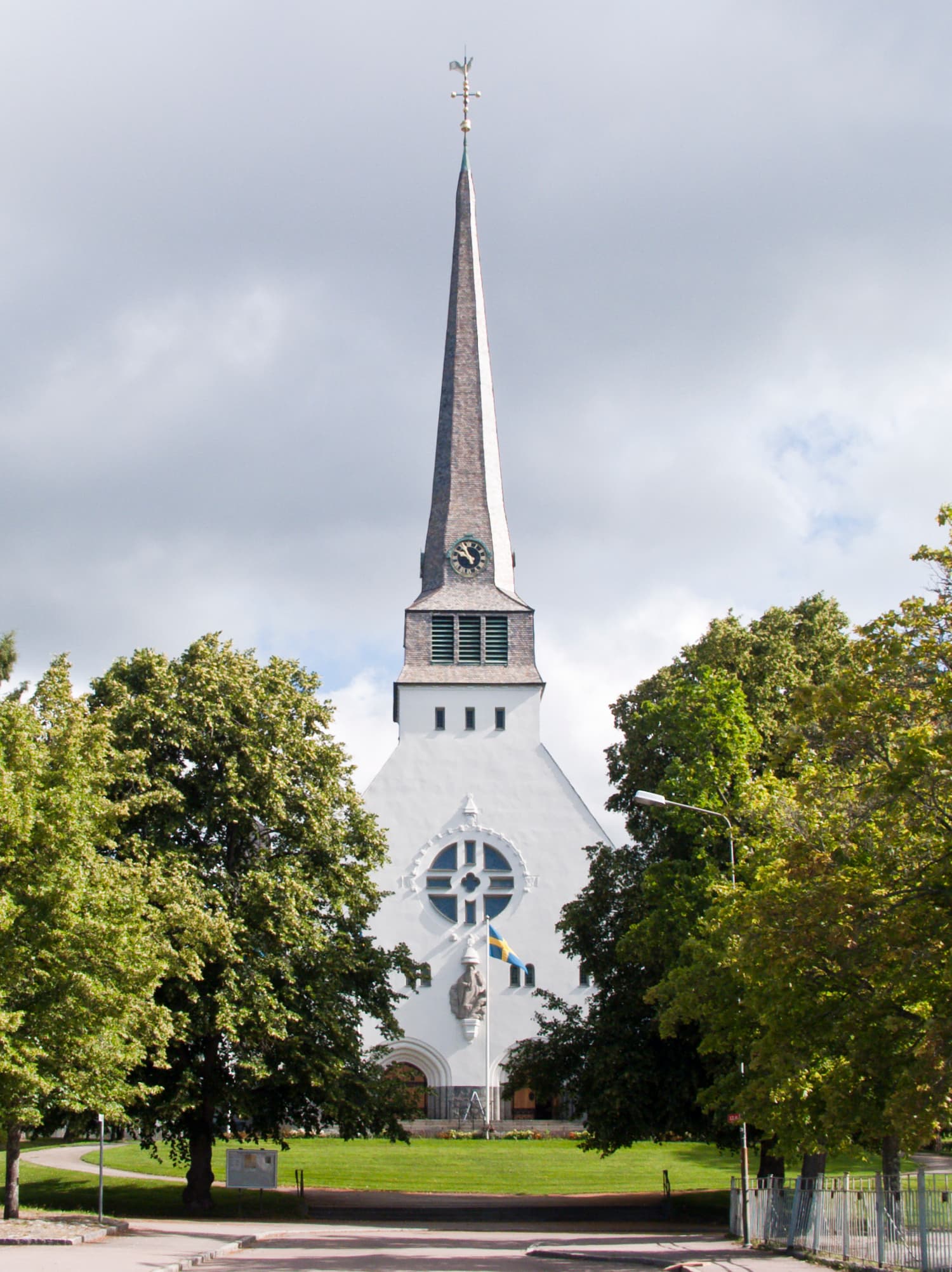 Trefaldighetskyrkan, Arvika