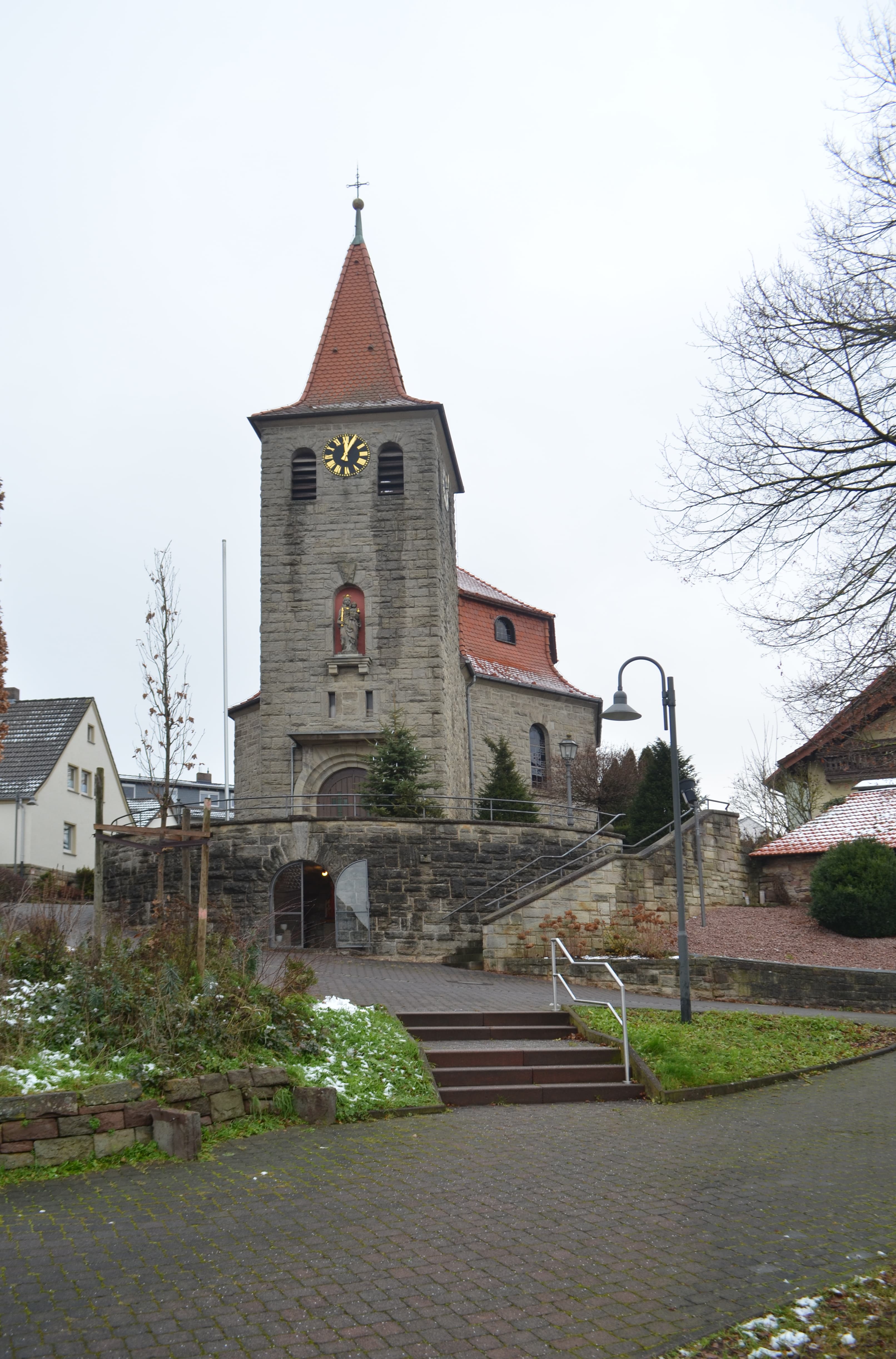 Franz-Xaver-Kirche