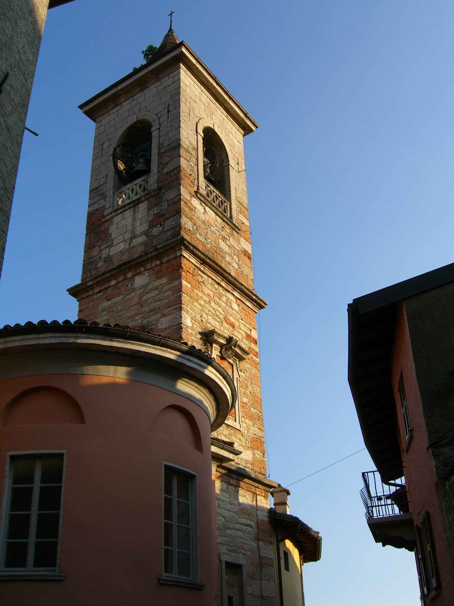 Santi Nazario e Celso Parish Church and former school «la Rotonda»