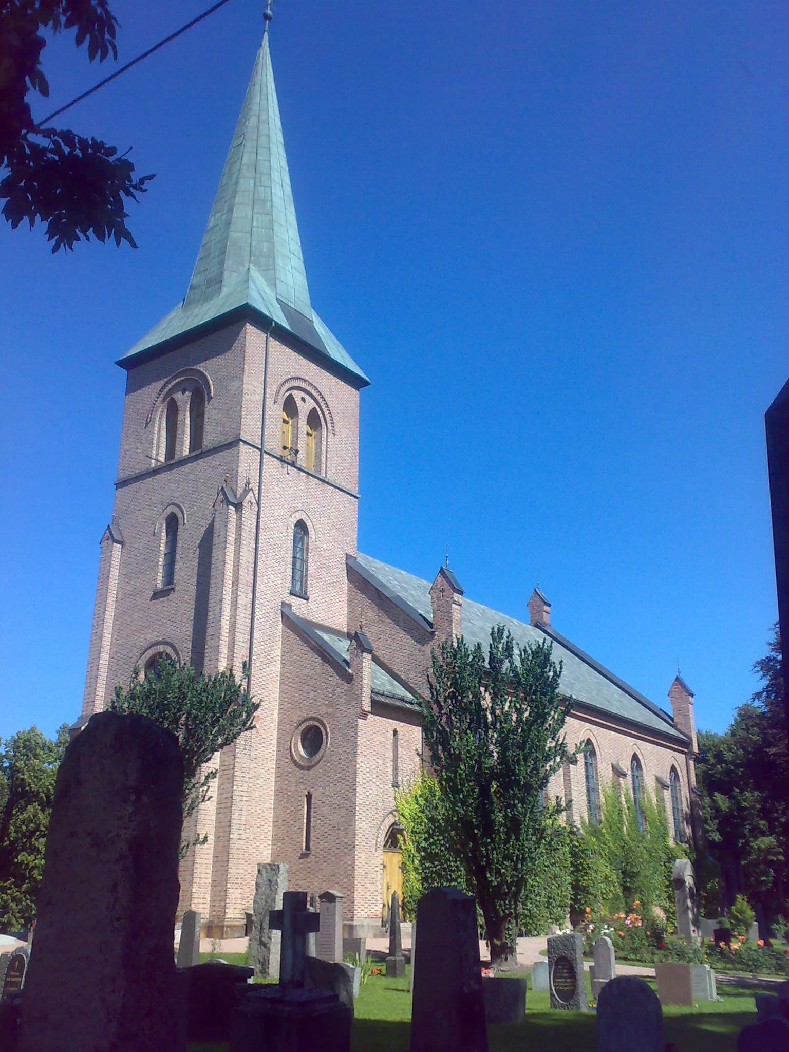 Asker Church