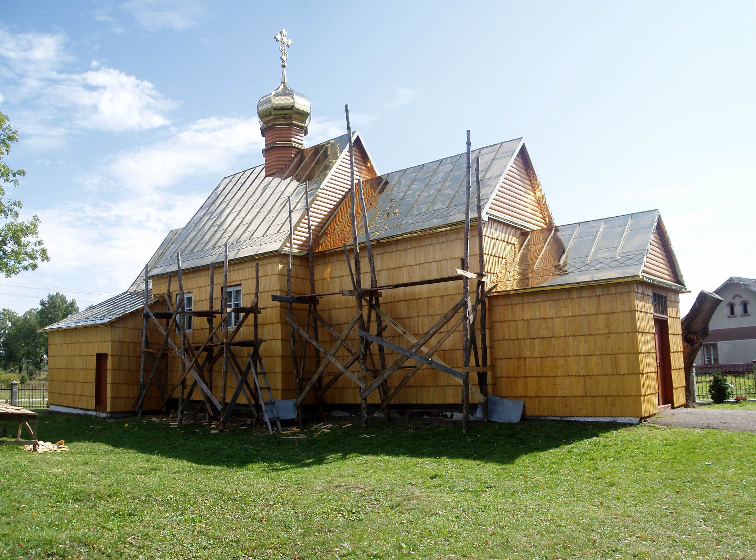Church of the Assumption, Sknyliv