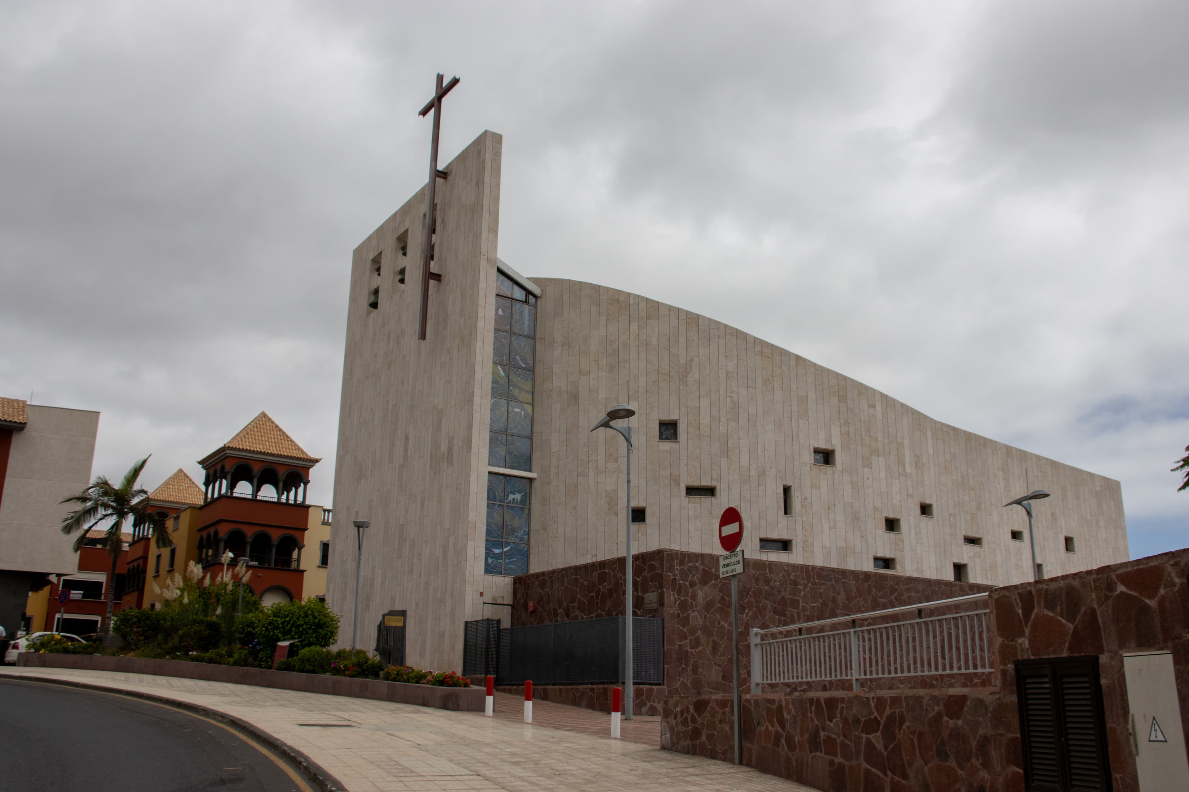 Los Olivos Church