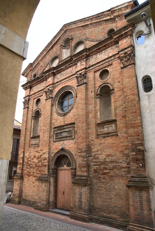 Former church of the Holy Spirit and St. Magdalene