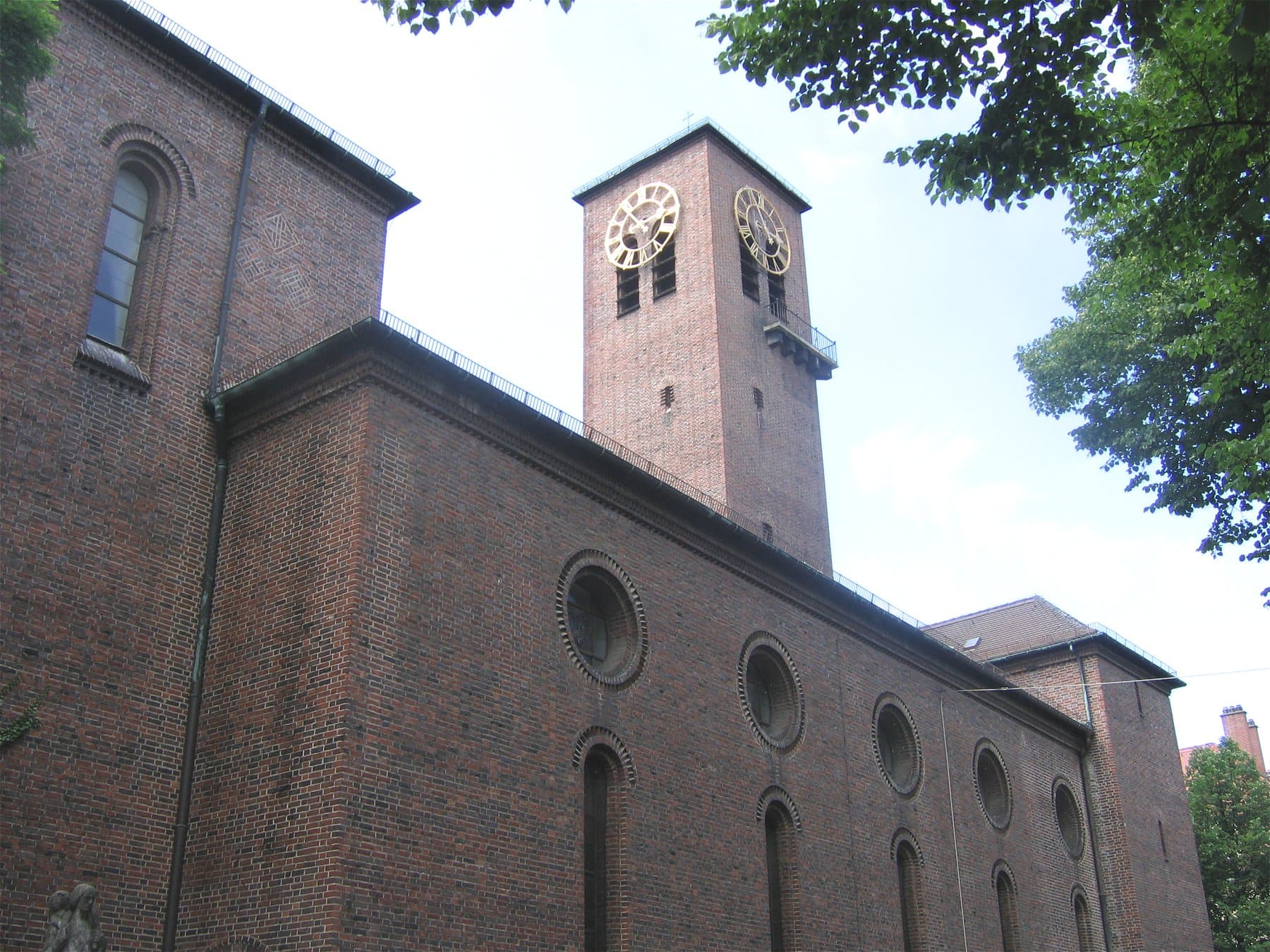 Auferstehungskirche (München)