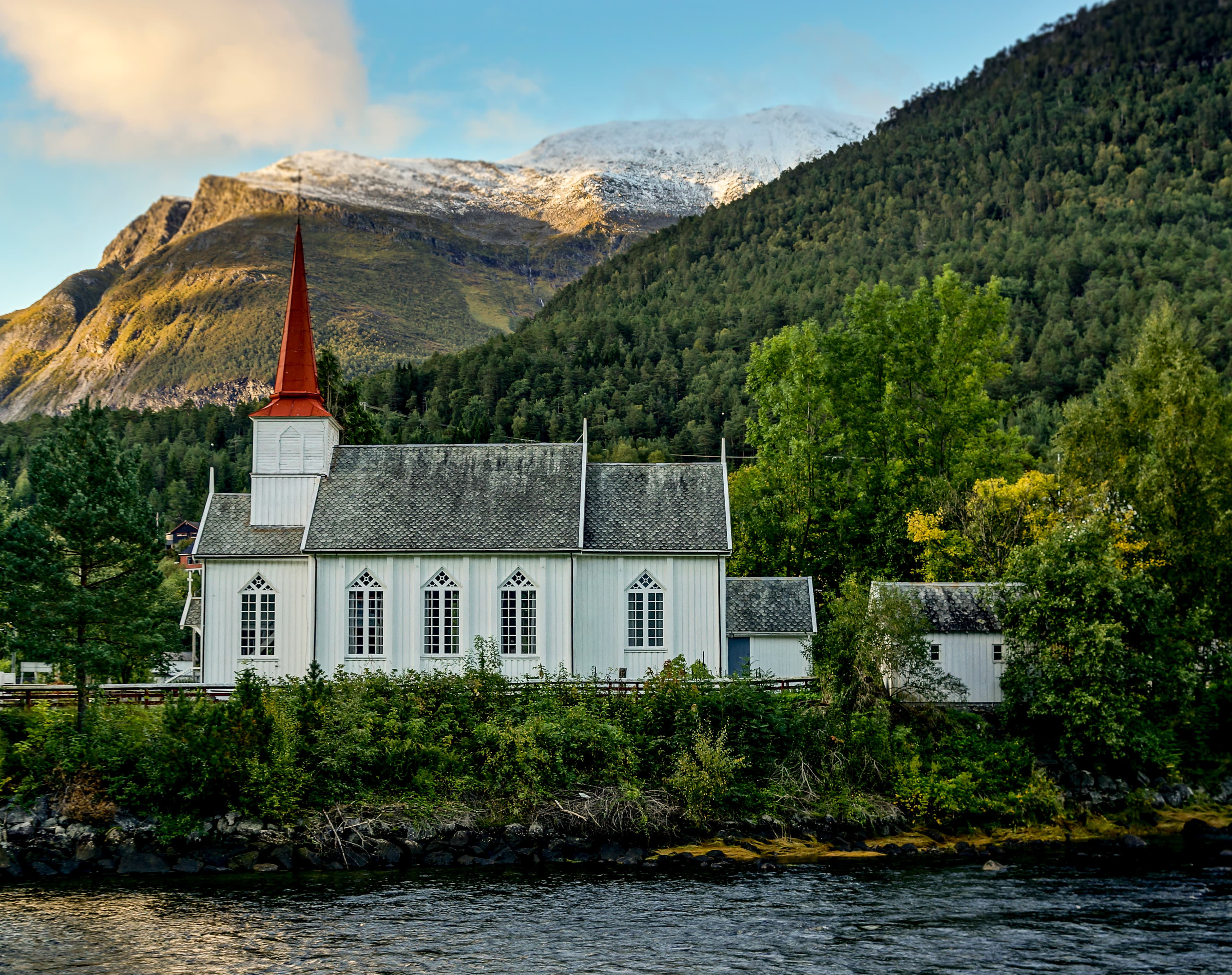 Austefjord Church