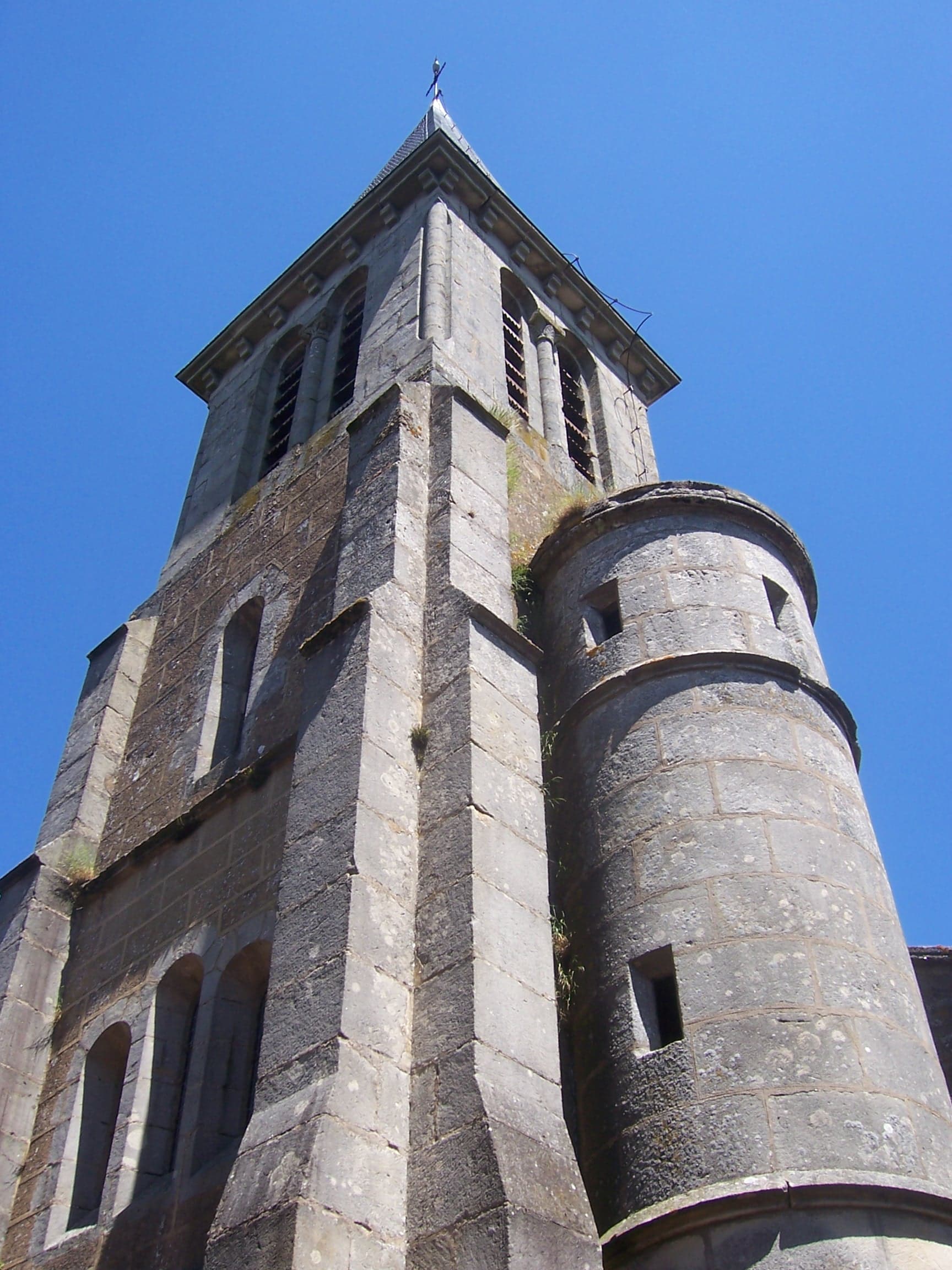 Église Saint-Pierre d'Auxy