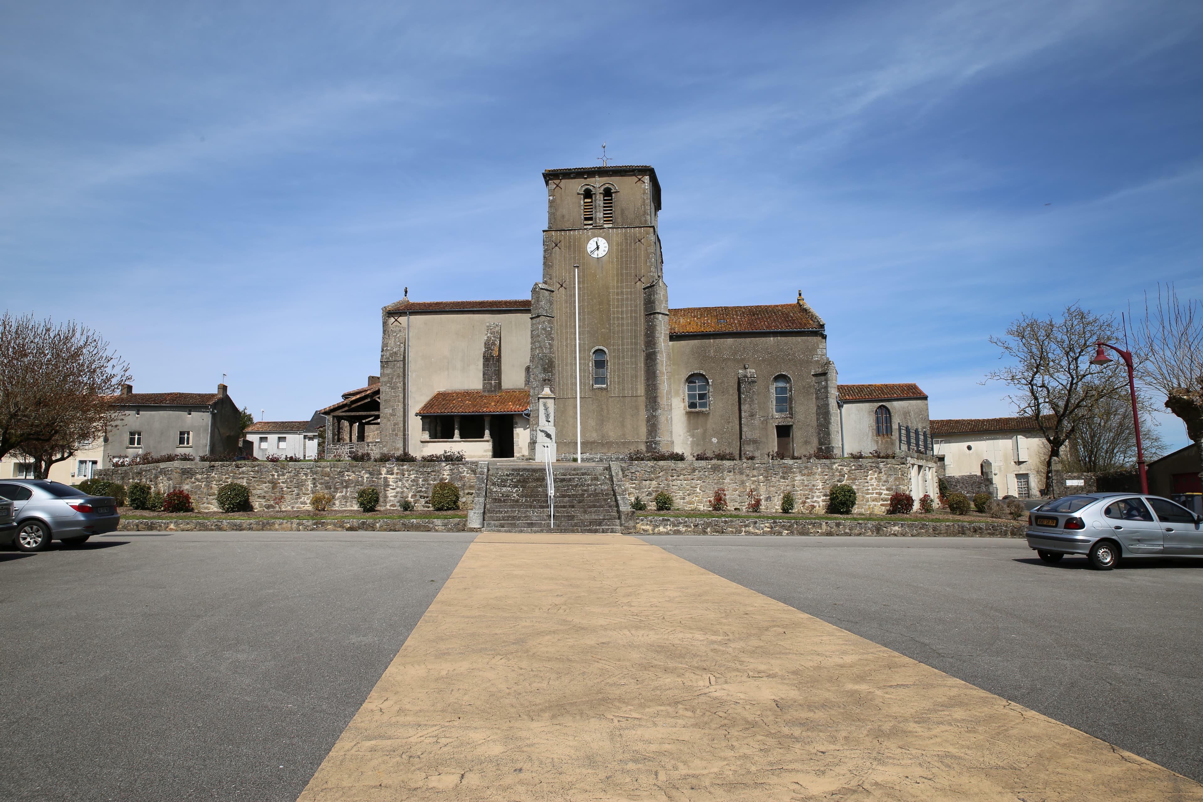 église Saint-Hilaire d'Azay-sur-Thouet