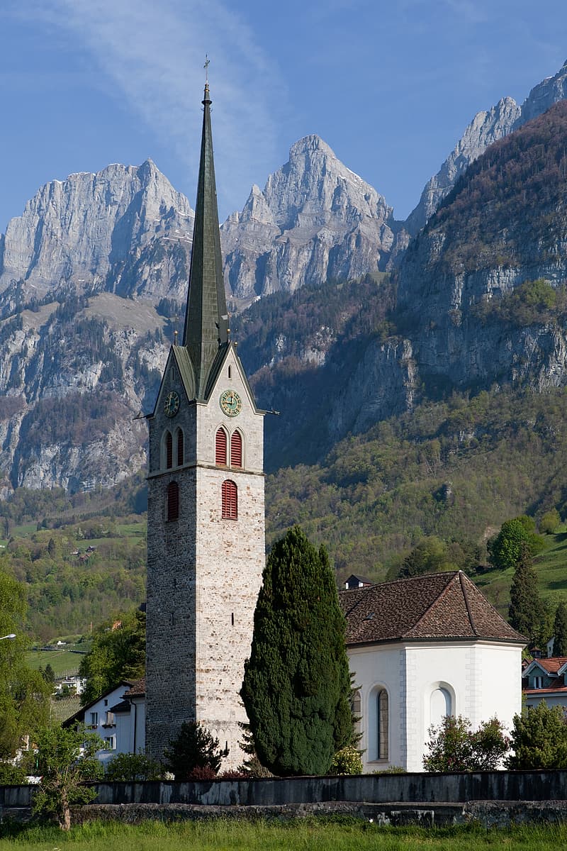 Catholic Church of St. Luzius and Florinus
