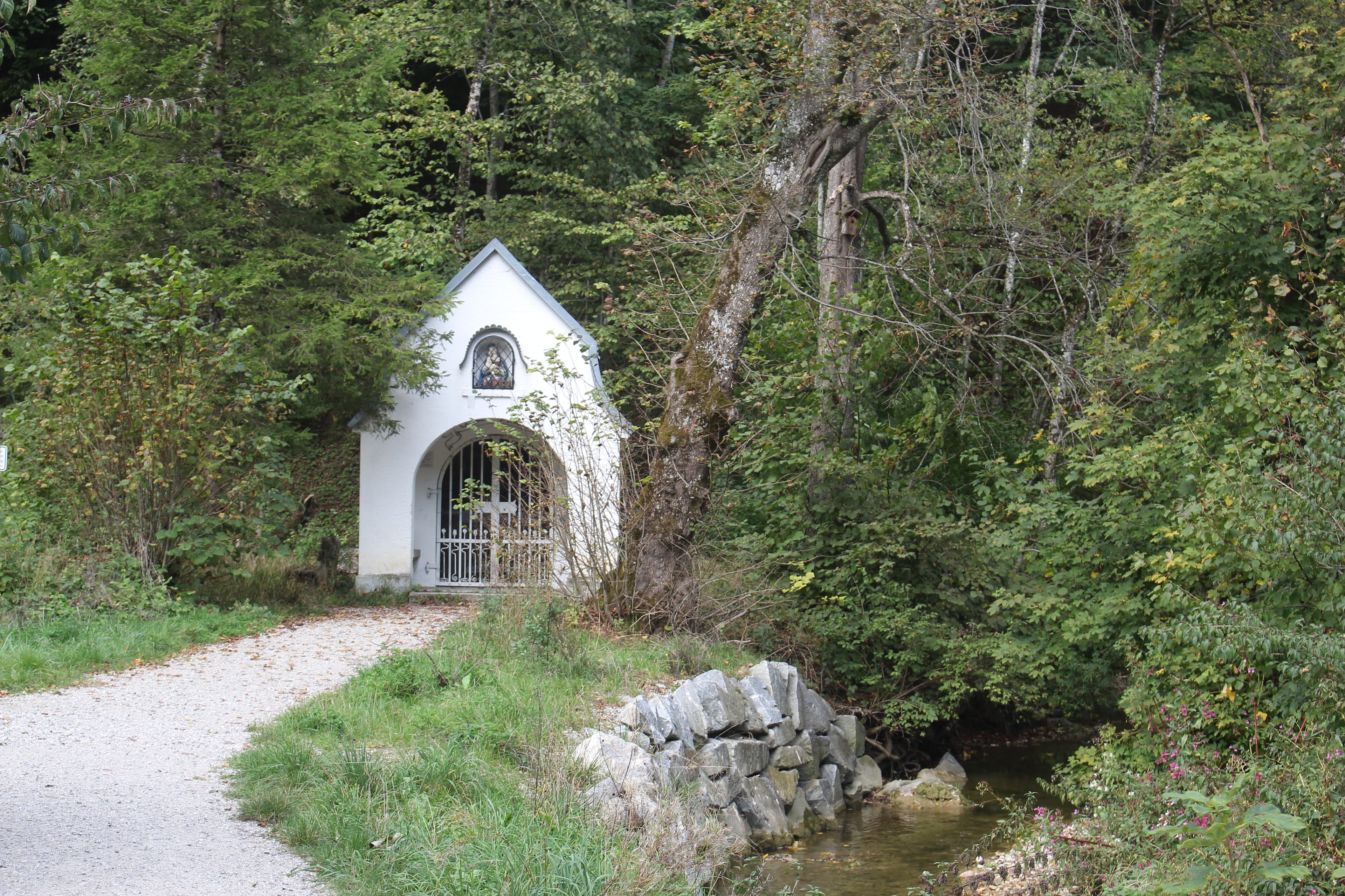 Wegkapelle am Maisinger Bach