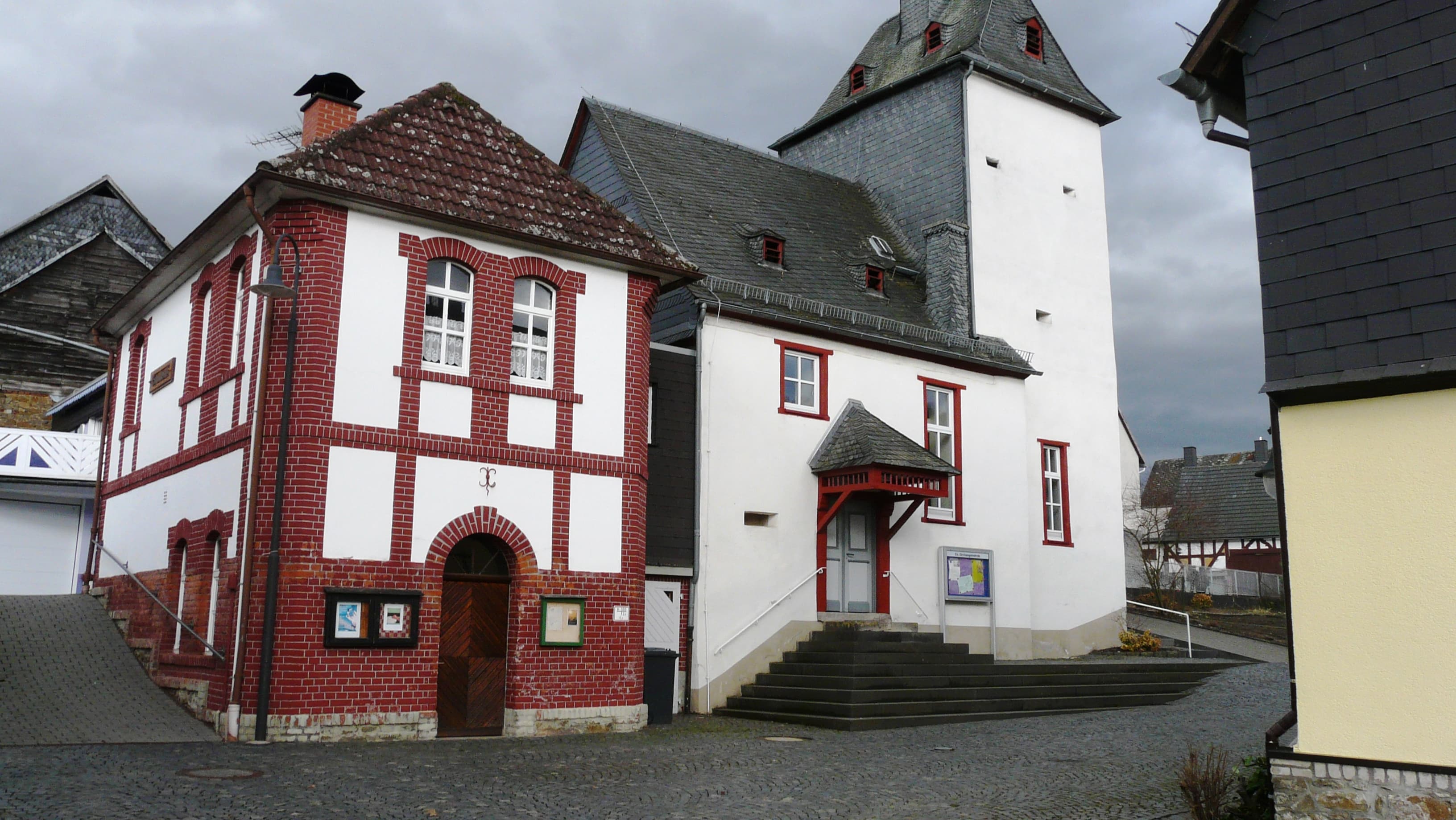 Evangelische Kirche (Niederlemp)
