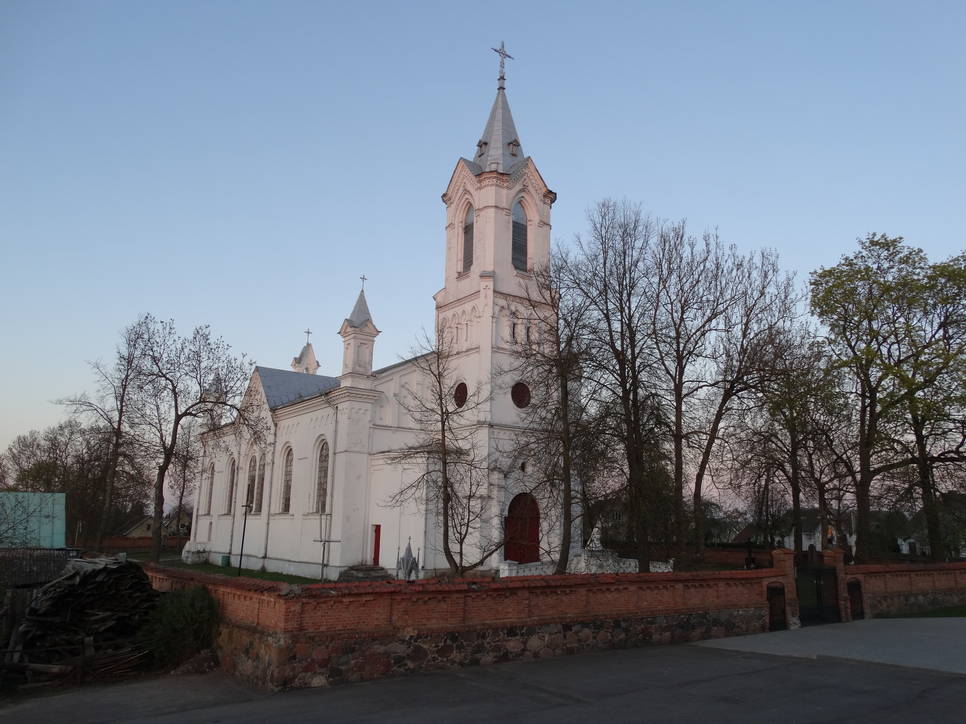 Church of the Holy Trinity, Baisogala