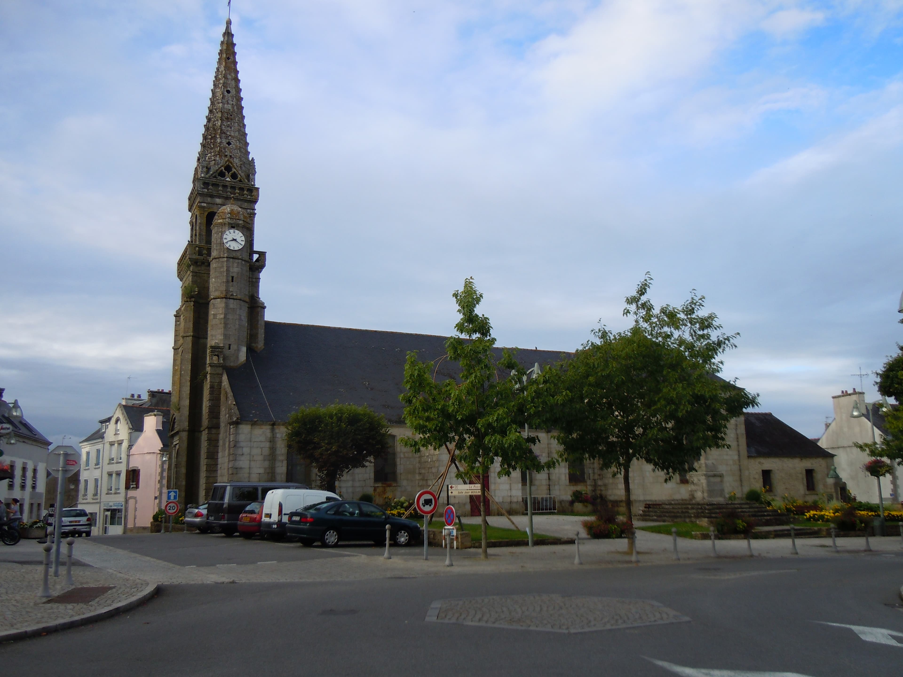 Église Notre-Dame-de-Folgoët de Bannalec