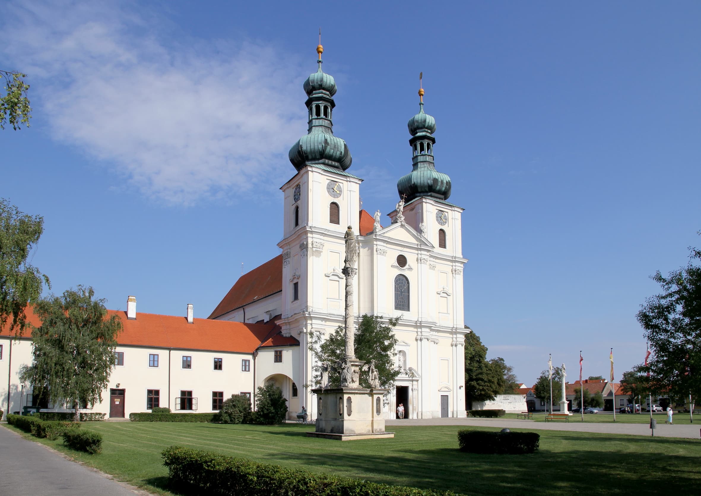 Basilika Mariä Geburt, Frauenkirchen