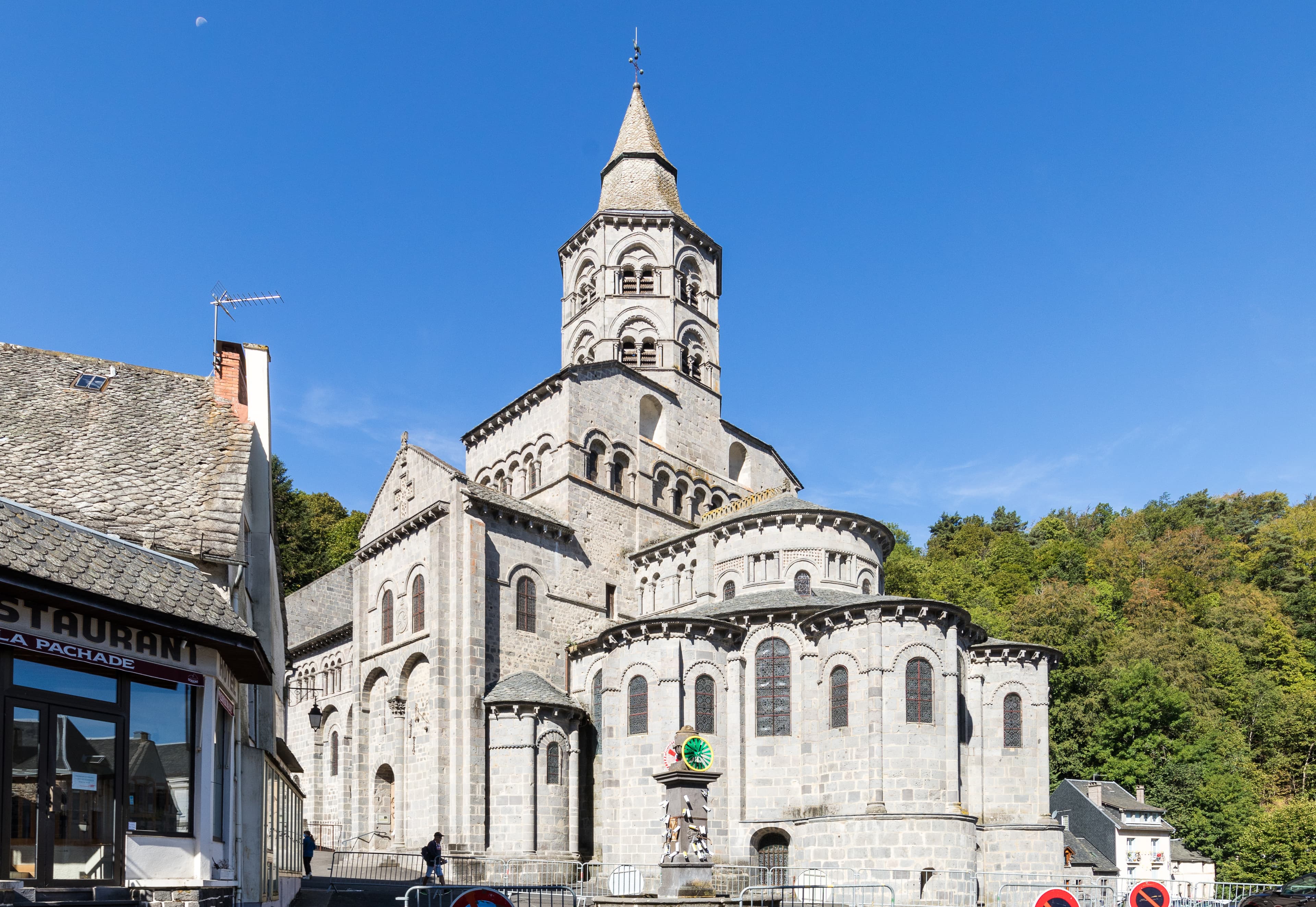 Basilique Notre-Dame d'Orcival