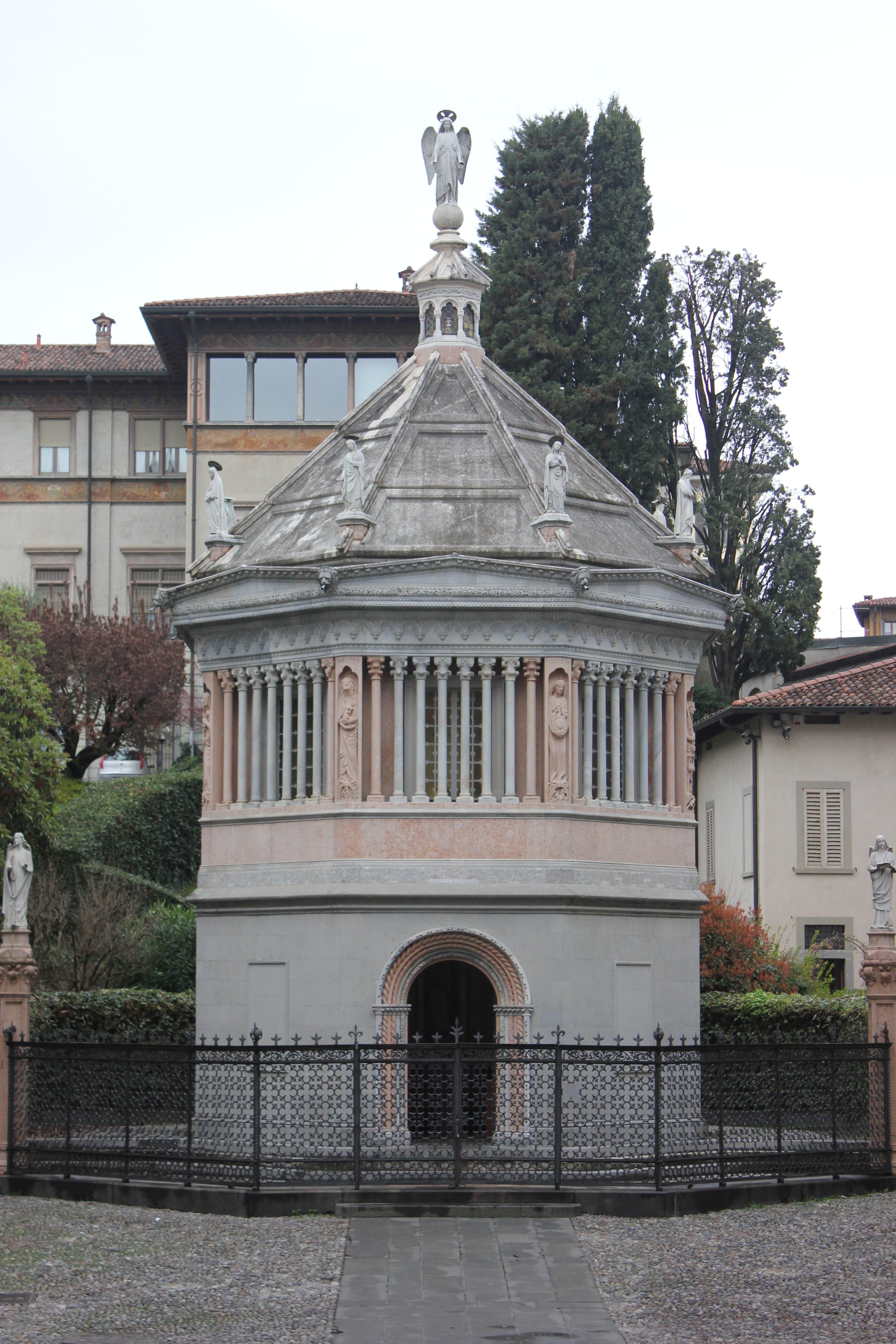 Baptistry, Bergamo