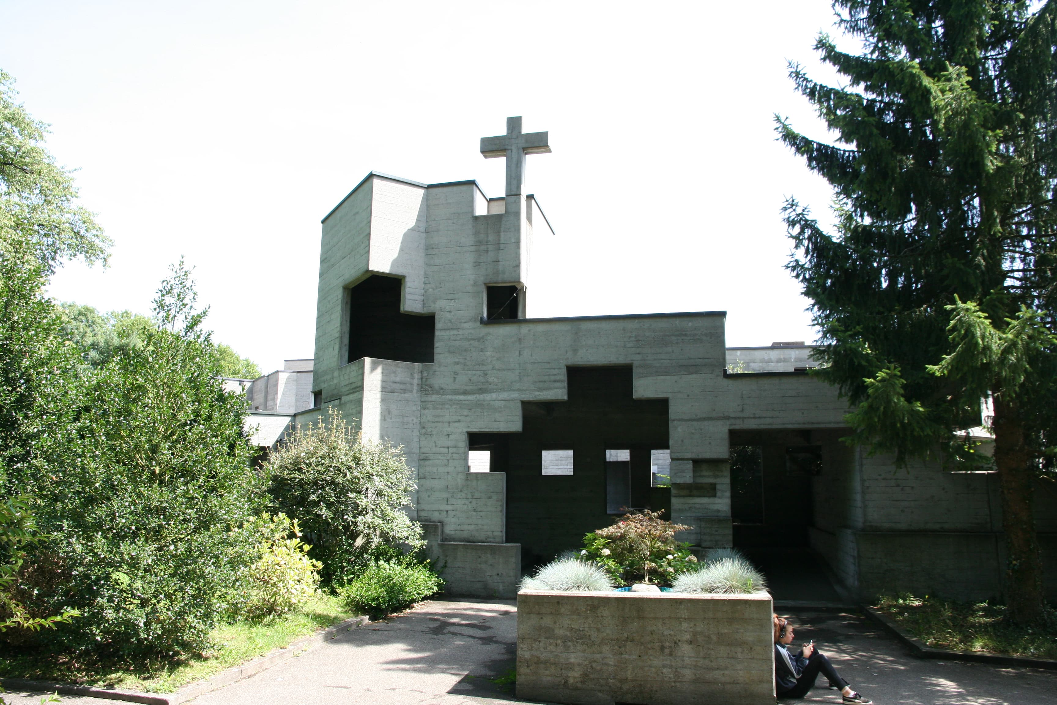 church holly cross