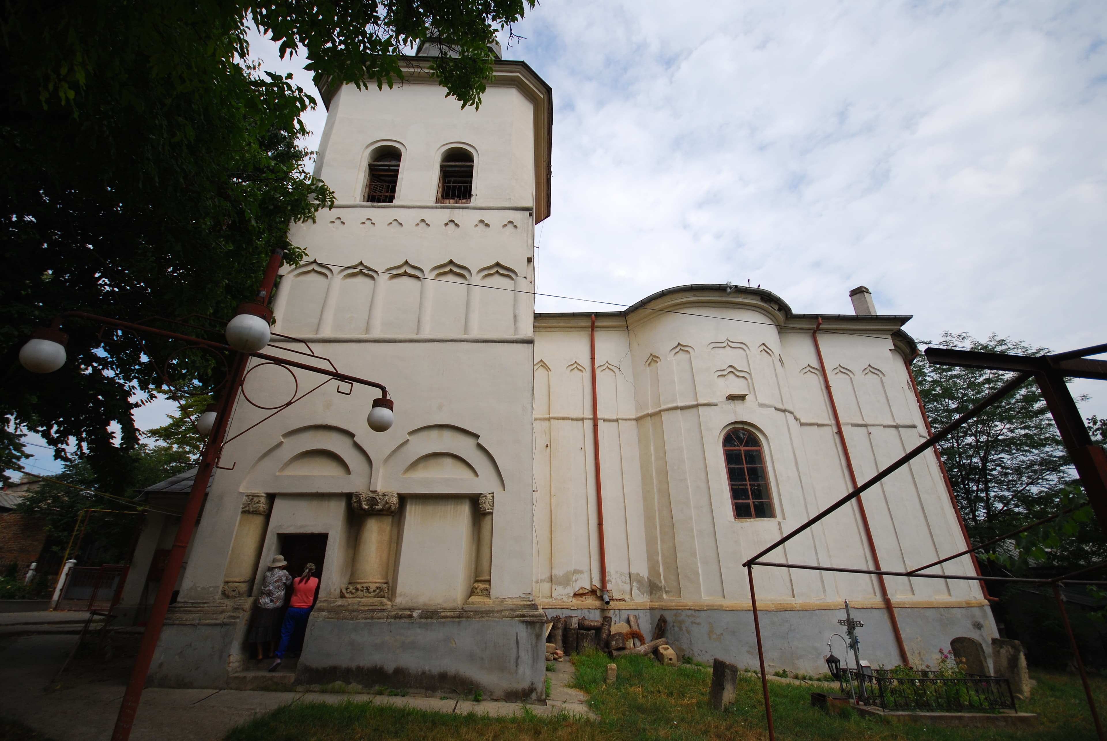 Curelari Church